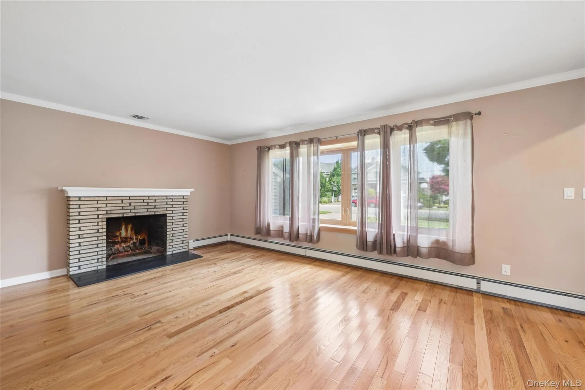 279 Shore Drive, Oyster Bay, NY, 4 Bedrooms Bedrooms, 9 Rooms Rooms,3 BathroomsBathrooms,Residential,For Rent,Shore,0,1034630 279 Shore Drive, Oyster Bay, NY, 4 Bedrooms Bedrooms, 9 Rooms Rooms,3 BathroomsBathrooms,Residential,For Rent,Shore,0,1034630
