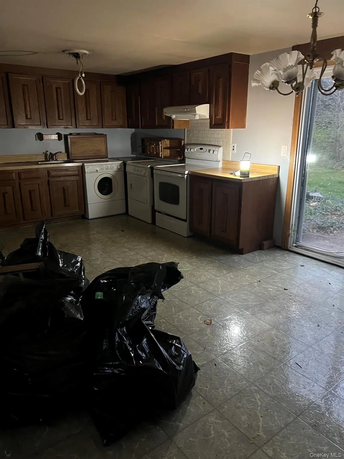 54 Balsam Drive, Brookhaven, NY, 4 Bedrooms Bedrooms, 7 Rooms Rooms,2 BathroomsBathrooms,Residential,For Rent,Balsam,0,1034633 54 Balsam Drive, Brookhaven, NY, 4 Bedrooms Bedrooms, 7 Rooms Rooms,2 BathroomsBathrooms,Residential,For Rent,Balsam,0,1034633