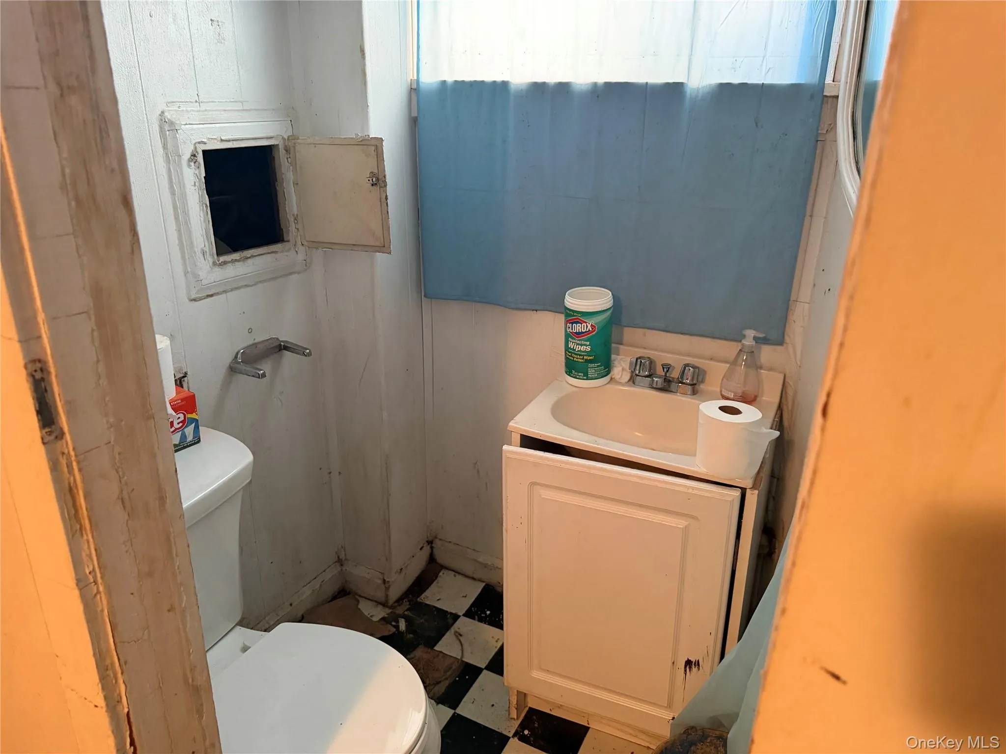 59-41 161st Street, New York, NY, 4 Bedrooms Bedrooms, 12 Rooms Rooms,2 BathroomsBathrooms,Residential,For Rent,161st,0,1034634 59-41 161st Street, New York, NY, 4 Bedrooms Bedrooms, 12 Rooms Rooms,2 BathroomsBathrooms,Residential,For Rent,161st,0,1034634