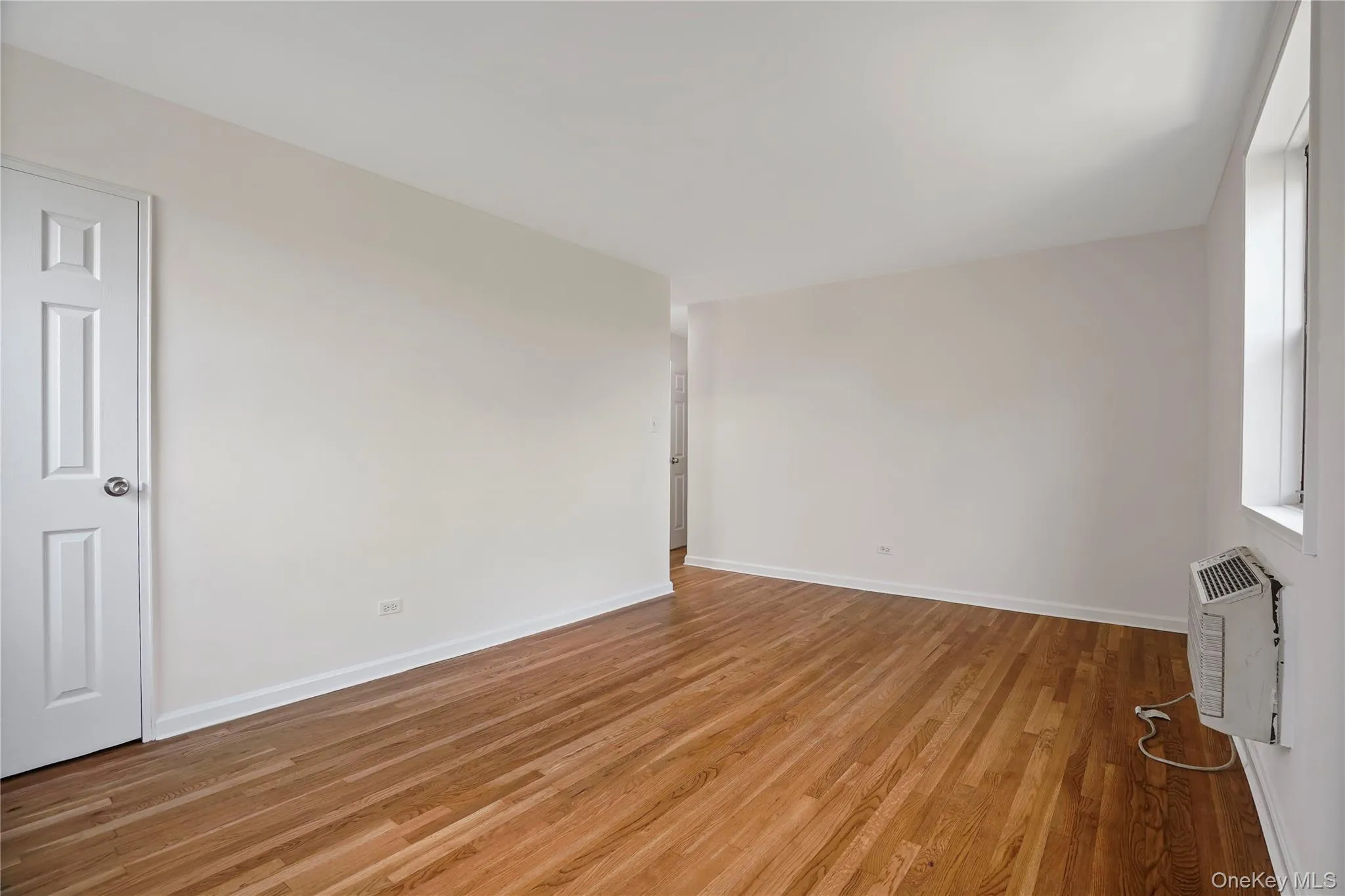 84-10 153rd Avenue, New York, NY, 2 Bedrooms Bedrooms, 5 Rooms Rooms,2 BathroomsBathrooms,Residential,For Rent,153rd,0,1034638 84-10 153rd Avenue, New York, NY, 2 Bedrooms Bedrooms, 5 Rooms Rooms,2 BathroomsBathrooms,Residential,For Rent,153rd,0,1034638