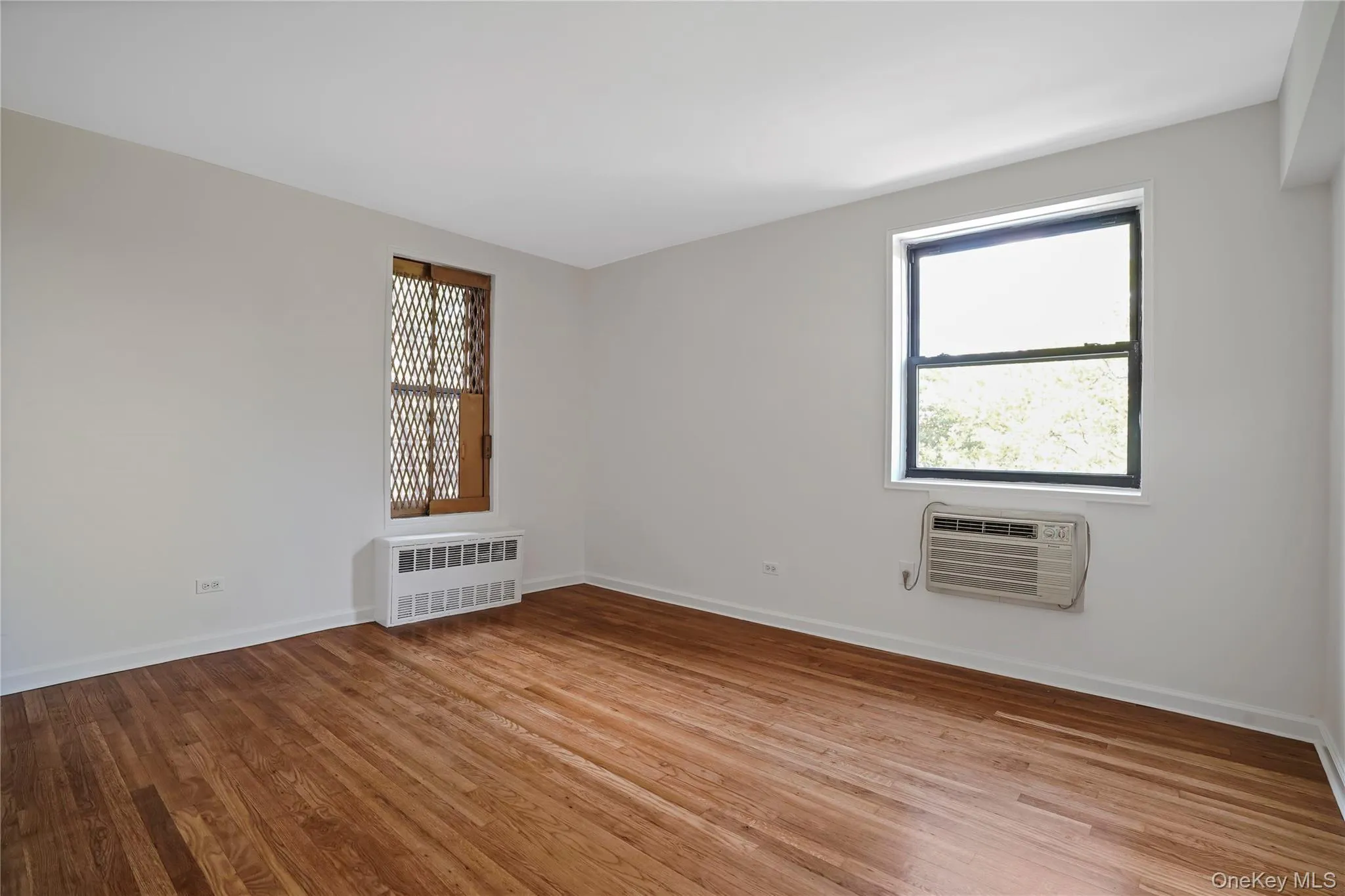 84-10 153rd Avenue, New York, NY, 2 Bedrooms Bedrooms, 5 Rooms Rooms,2 BathroomsBathrooms,Residential,For Rent,153rd,0,1034638 84-10 153rd Avenue, New York, NY, 2 Bedrooms Bedrooms, 5 Rooms Rooms,2 BathroomsBathrooms,Residential,For Rent,153rd,0,1034638