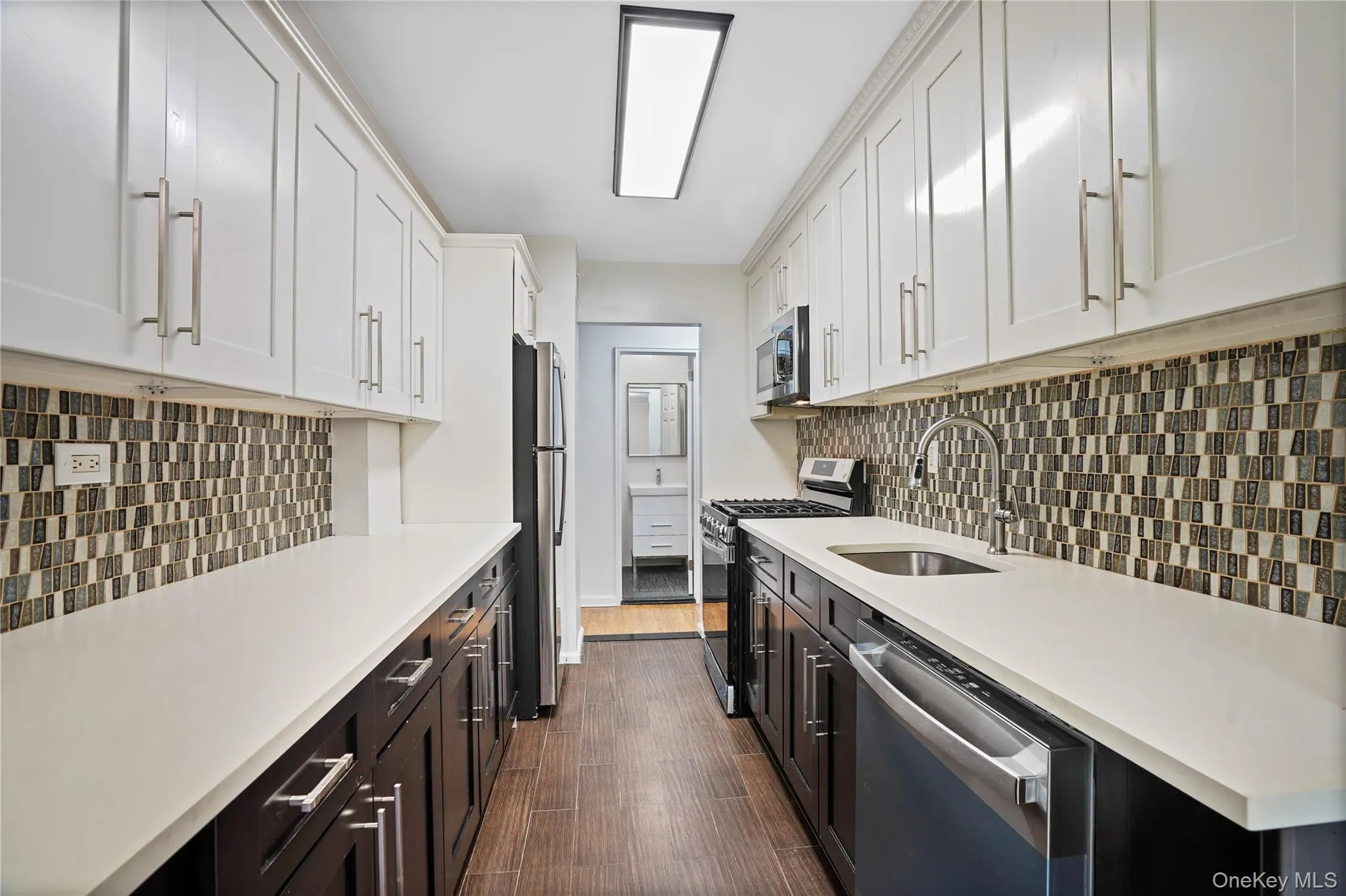 84-10 153rd Avenue, New York, NY, 2 Bedrooms Bedrooms, 5 Rooms Rooms,2 BathroomsBathrooms,Residential,For Rent,153rd,0,1034638 84-10 153rd Avenue, New York, NY, 2 Bedrooms Bedrooms, 5 Rooms Rooms,2 BathroomsBathrooms,Residential,For Rent,153rd,0,1034638