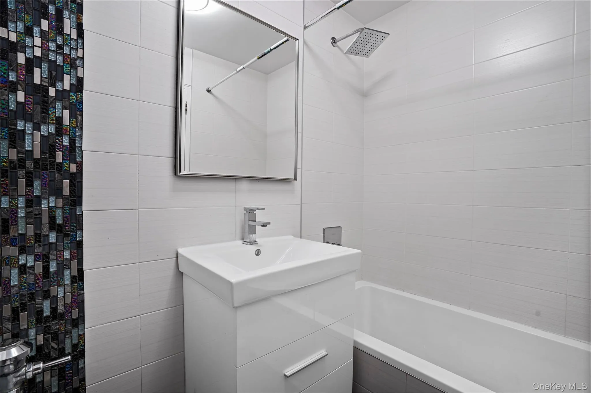 84-10 153rd Avenue, New York, NY, 2 Bedrooms Bedrooms, 5 Rooms Rooms,2 BathroomsBathrooms,Residential,For Rent,153rd,0,1034638 84-10 153rd Avenue, New York, NY, 2 Bedrooms Bedrooms, 5 Rooms Rooms,2 BathroomsBathrooms,Residential,For Rent,153rd,0,1034638