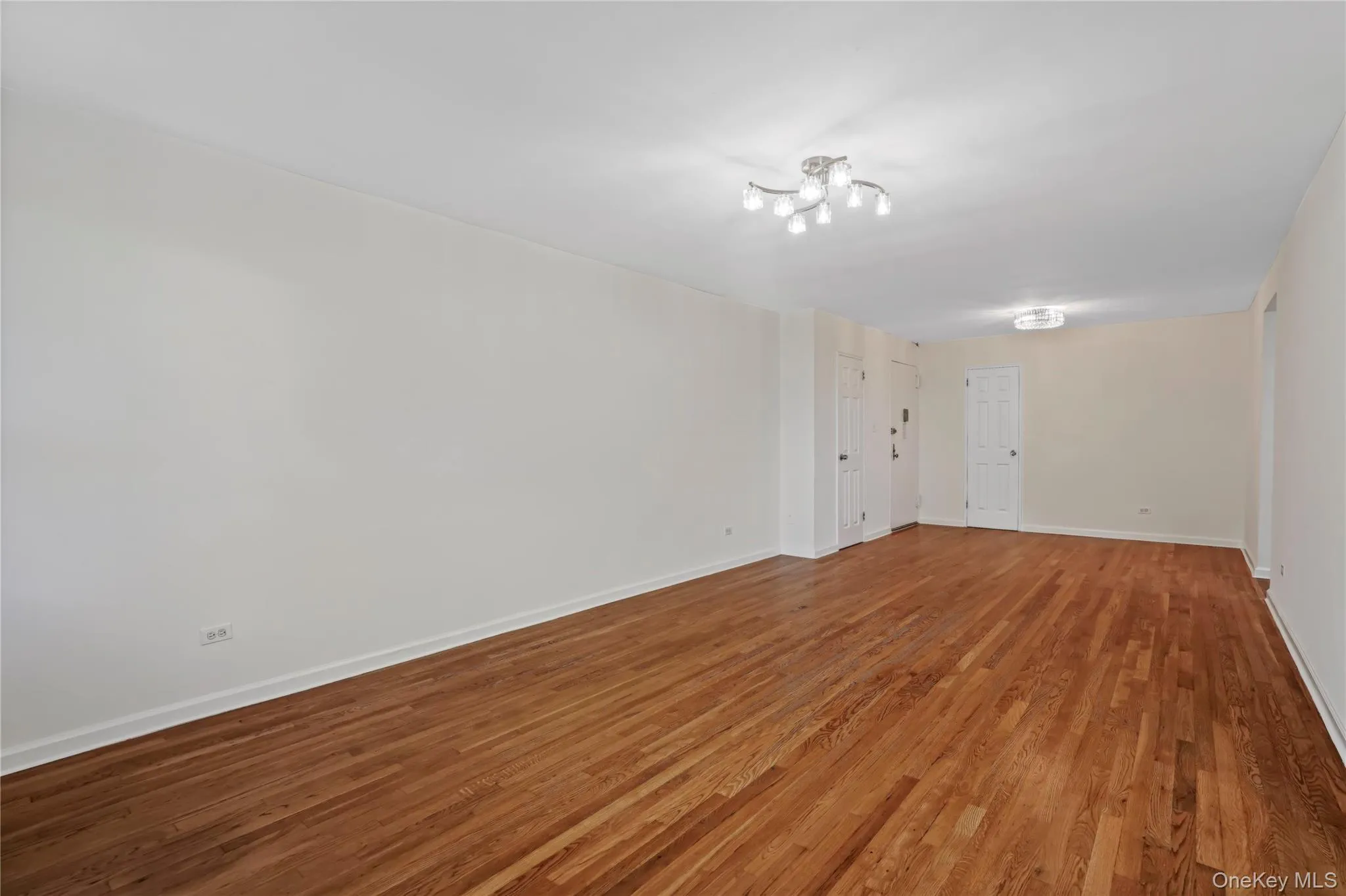 84-10 153rd Avenue, New York, NY, 2 Bedrooms Bedrooms, 5 Rooms Rooms,2 BathroomsBathrooms,Residential,For Rent,153rd,0,1034638 84-10 153rd Avenue, New York, NY, 2 Bedrooms Bedrooms, 5 Rooms Rooms,2 BathroomsBathrooms,Residential,For Rent,153rd,0,1034638