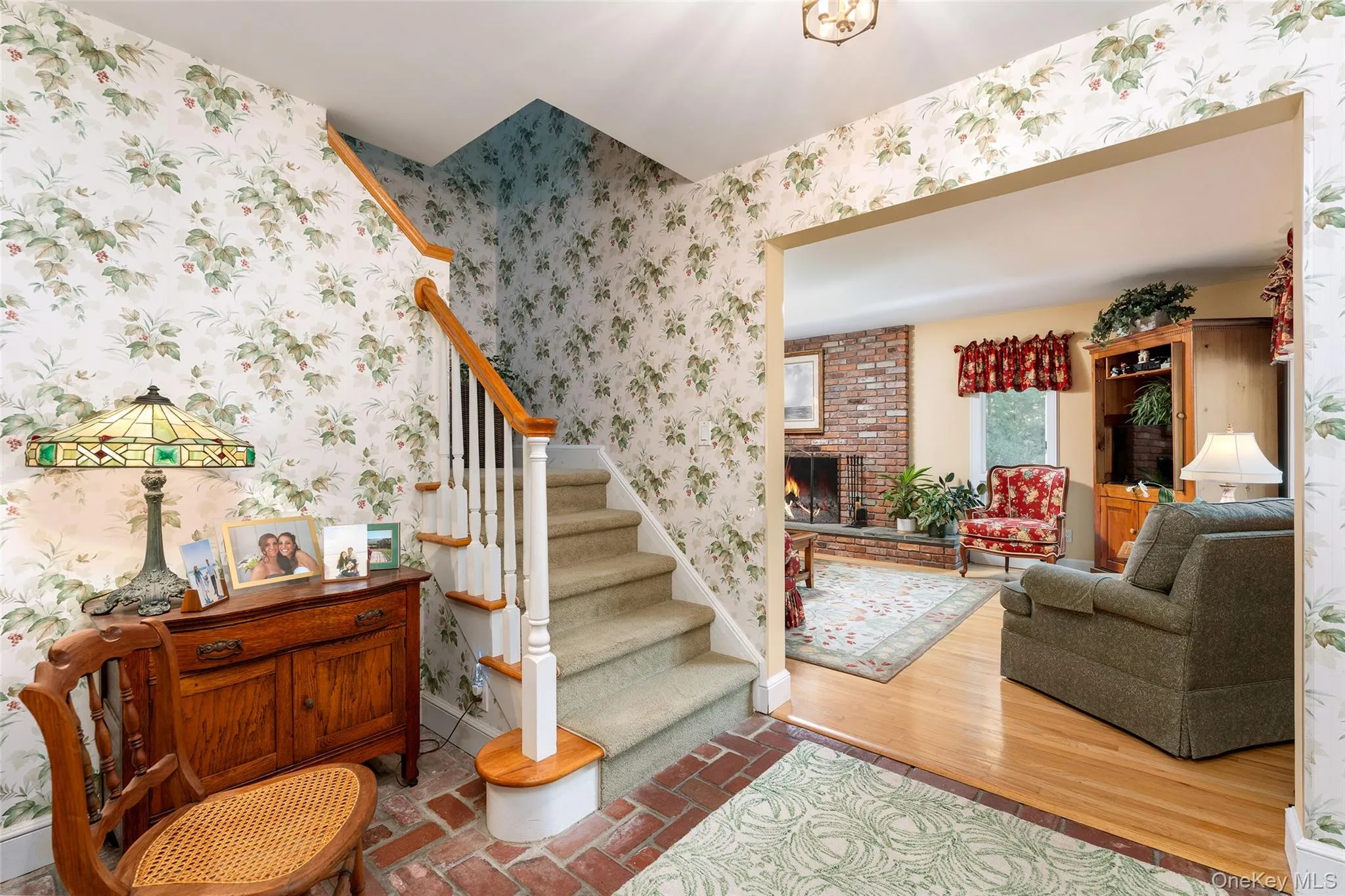 21 Bay Avenue, Southampton, NY, 4 Bedrooms Bedrooms, 8 Rooms Rooms,3 BathroomsBathrooms,Residential,For Rent,Bay,0,1034640 21 Bay Avenue, Southampton, NY, 4 Bedrooms Bedrooms, 8 Rooms Rooms,3 BathroomsBathrooms,Residential,For Rent,Bay,0,1034640