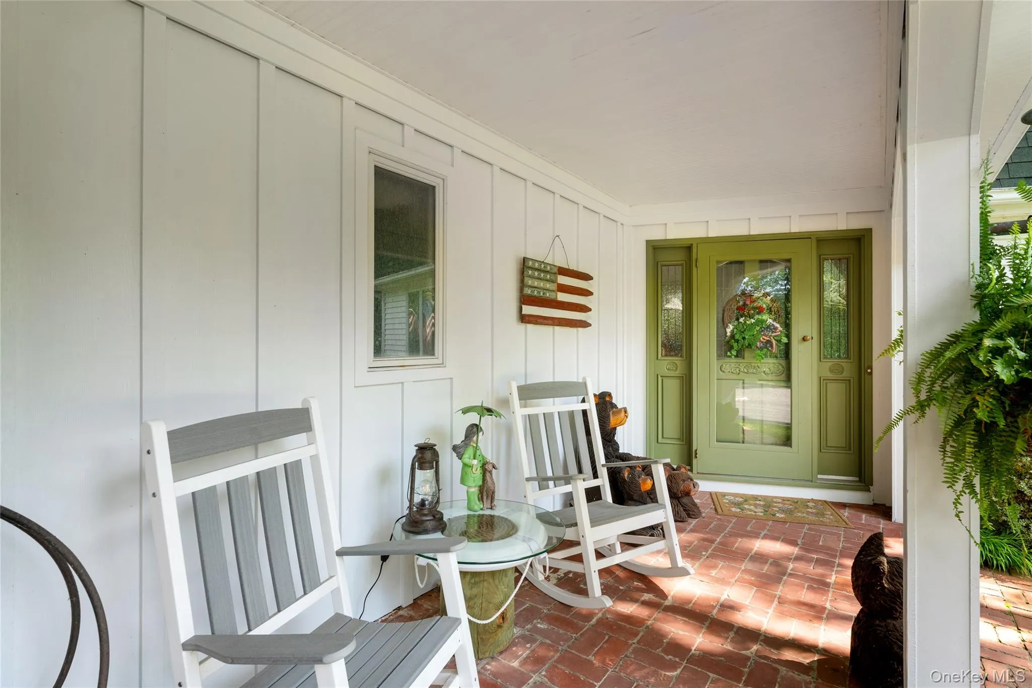 21 Bay Avenue, Southampton, NY, 4 Bedrooms Bedrooms, 8 Rooms Rooms,3 BathroomsBathrooms,Residential,For Rent,Bay,0,1034640 21 Bay Avenue, Southampton, NY, 4 Bedrooms Bedrooms, 8 Rooms Rooms,3 BathroomsBathrooms,Residential,For Rent,Bay,0,1034640