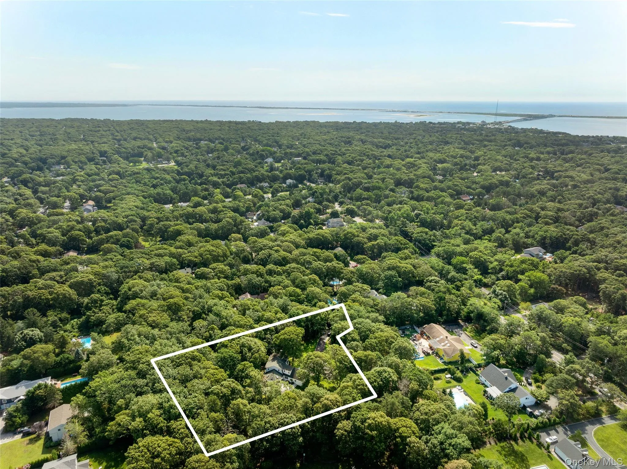 21 Bay Avenue, Southampton, NY, 4 Bedrooms Bedrooms, 8 Rooms Rooms,3 BathroomsBathrooms,Residential,For Rent,Bay,0,1034640 21 Bay Avenue, Southampton, NY, 4 Bedrooms Bedrooms, 8 Rooms Rooms,3 BathroomsBathrooms,Residential,For Rent,Bay,0,1034640