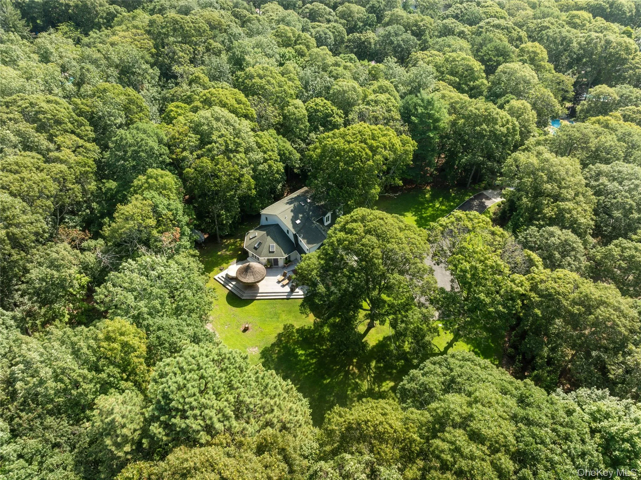 21 Bay Avenue, Southampton, NY, 4 Bedrooms Bedrooms, 8 Rooms Rooms,3 BathroomsBathrooms,Residential,For Rent,Bay,0,1034640 21 Bay Avenue, Southampton, NY, 4 Bedrooms Bedrooms, 8 Rooms Rooms,3 BathroomsBathrooms,Residential,For Rent,Bay,0,1034640