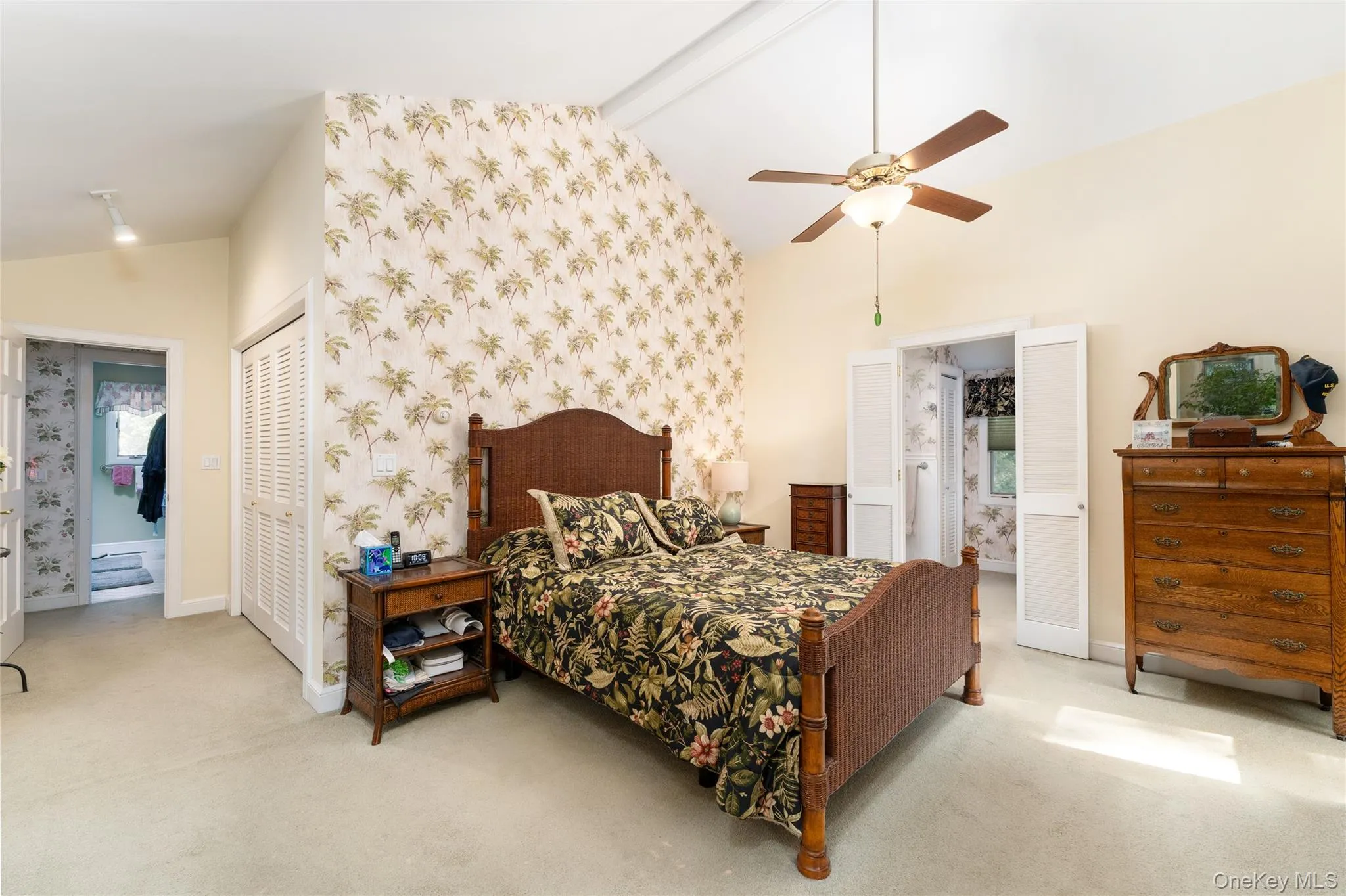 21 Bay Avenue, Southampton, NY, 4 Bedrooms Bedrooms, 8 Rooms Rooms,3 BathroomsBathrooms,Residential,For Rent,Bay,0,1034640 21 Bay Avenue, Southampton, NY, 4 Bedrooms Bedrooms, 8 Rooms Rooms,3 BathroomsBathrooms,Residential,For Rent,Bay,0,1034640
