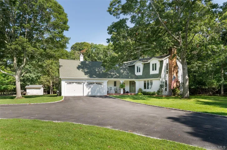 21 Bay W Avenue, Southampton, New York 11946