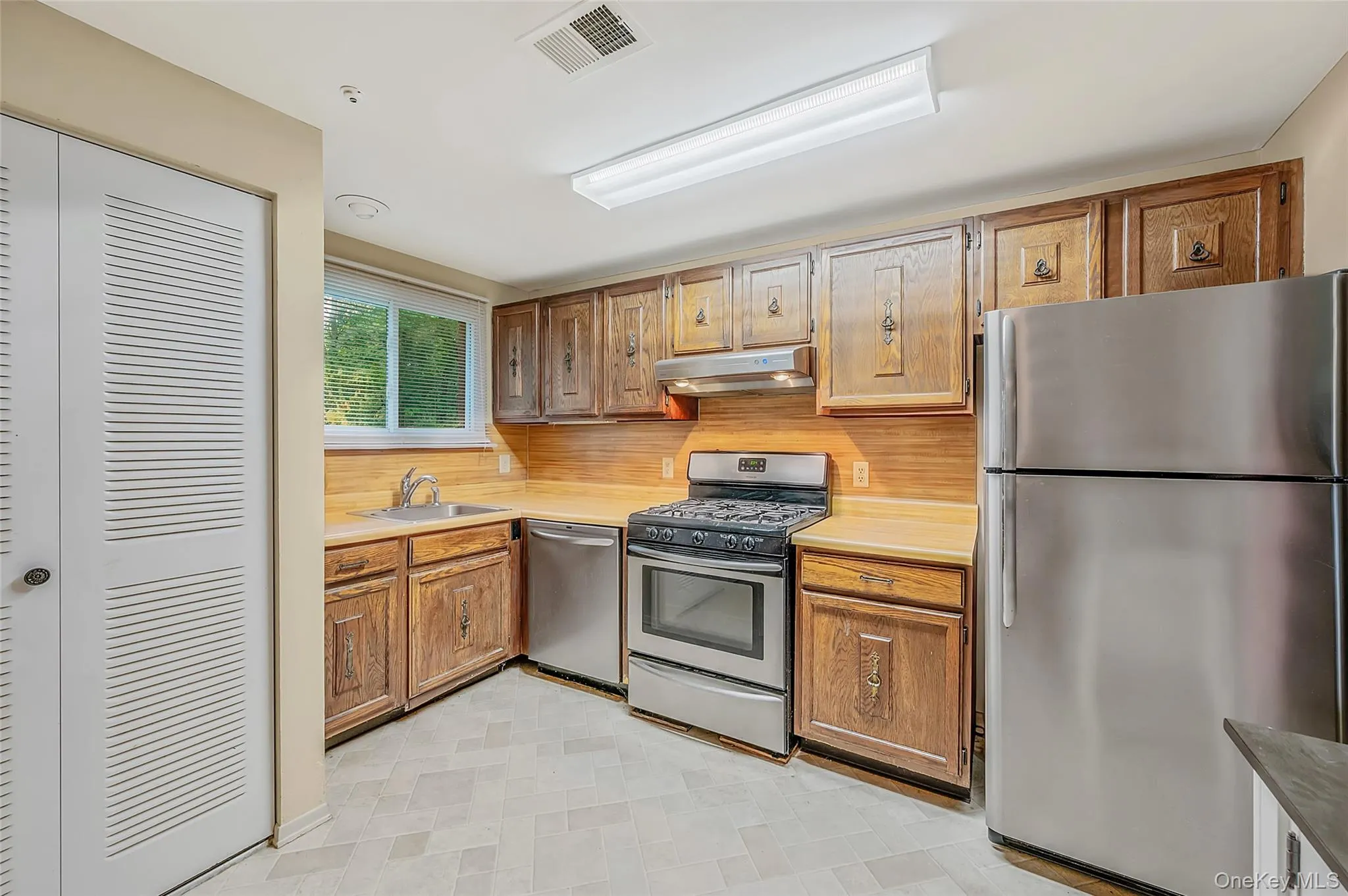 452 Birchwood Road, Brookhaven, NY, 1 Bedroom Bedrooms, 4 Rooms Rooms,1 BathroomBathrooms,Residential,For Rent,Birchwood Road,0,1034641 452 Birchwood Road, Brookhaven, NY, 1 Bedroom Bedrooms, 4 Rooms Rooms,1 BathroomBathrooms,Residential,For Rent,Birchwood Road,0,1034641