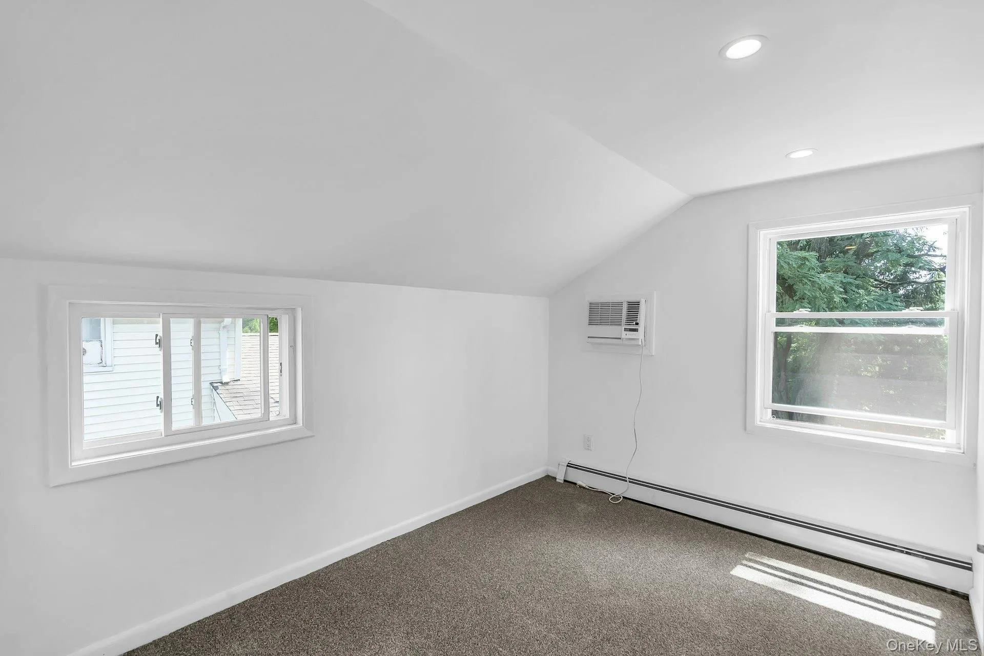 36B Avenue A, North Hempstead, NY, 2 Bedrooms Bedrooms, 5 Rooms Rooms,1 BathroomBathrooms,Residential Lease,For Rent,Avenue A,0,1034644 36B Avenue A, North Hempstead, NY, 2 Bedrooms Bedrooms, 5 Rooms Rooms,1 BathroomBathrooms,Residential Lease,For Rent,Avenue A,0,1034644