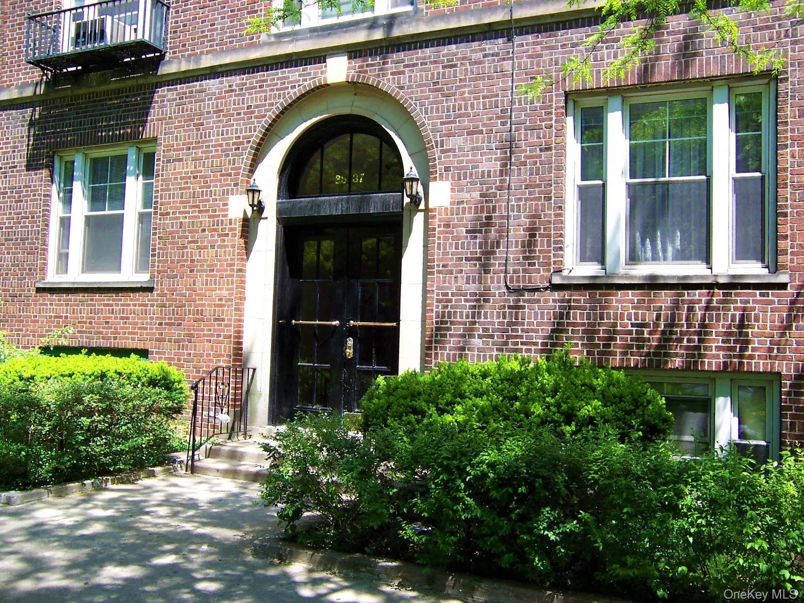 3531 78th Street, New York, NY, 2 Bedrooms Bedrooms, 5 Rooms Rooms,1 BathroomBathrooms,Residential,For Rent,78th,0,1034647 3531 78th Street, New York, NY, 2 Bedrooms Bedrooms, 5 Rooms Rooms,1 BathroomBathrooms,Residential,For Rent,78th,0,1034647