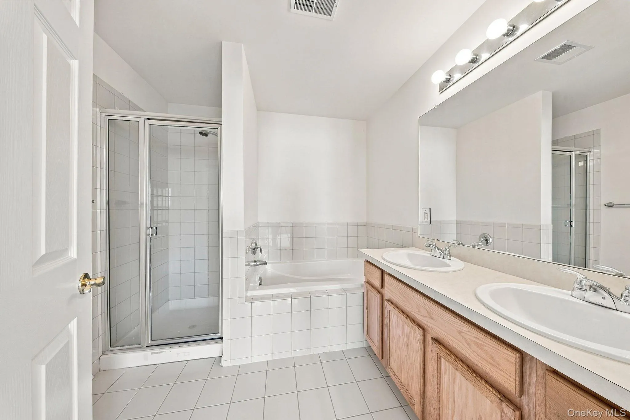 227 Orleans Road, Newburgh (town), NY, 3 Bedrooms Bedrooms, 7 Rooms Rooms,2 BathroomsBathrooms,Residential,For Rent,Orleans,0,1034649 227 Orleans Road, Newburgh (town), NY, 3 Bedrooms Bedrooms, 7 Rooms Rooms,2 BathroomsBathrooms,Residential,For Rent,Orleans,0,1034649