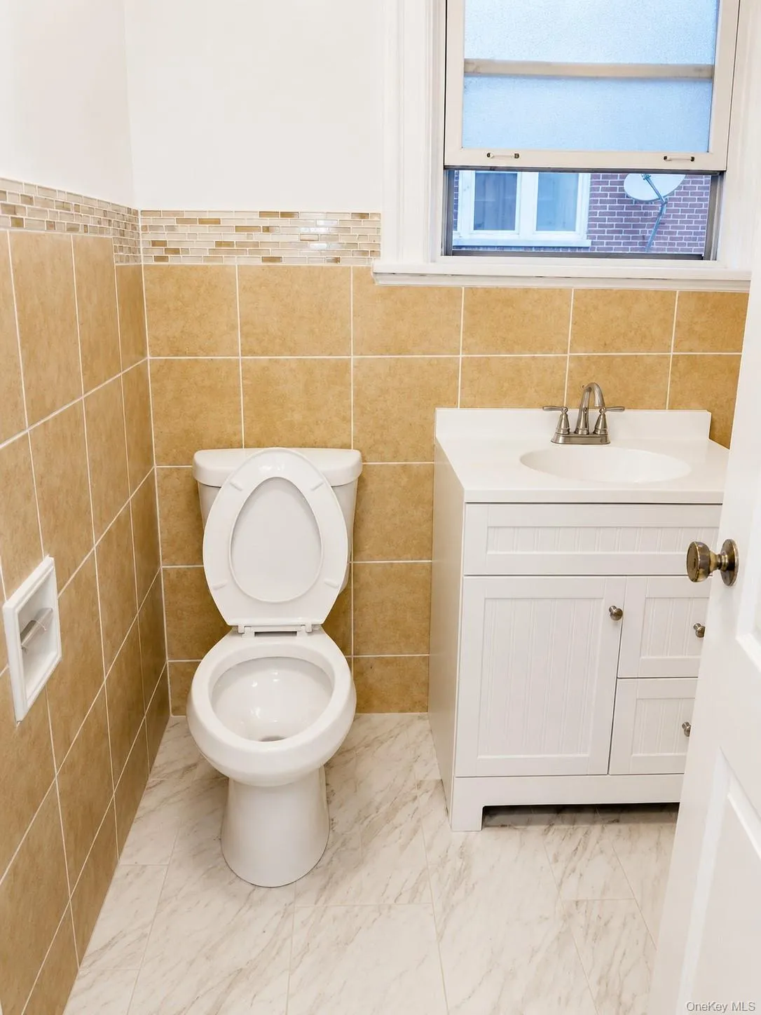 640 6th Avenue, Mount Vernon, NY, 3 Bedrooms Bedrooms, 5 Rooms Rooms,1 BathroomBathrooms,Residential Lease,For Rent,6th,0,1034652 640 6th Avenue, Mount Vernon, NY, 3 Bedrooms Bedrooms, 5 Rooms Rooms,1 BathroomBathrooms,Residential Lease,For Rent,6th,0,1034652