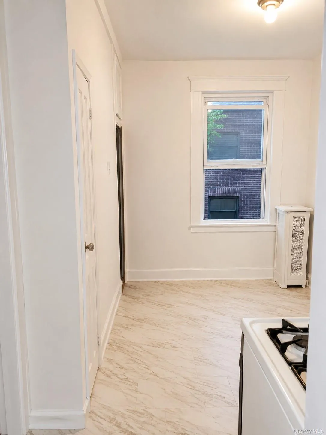 640 6th Avenue, Mount Vernon, NY, 3 Bedrooms Bedrooms, 5 Rooms Rooms,1 BathroomBathrooms,Residential Lease,For Rent,6th,0,1034652 640 6th Avenue, Mount Vernon, NY, 3 Bedrooms Bedrooms, 5 Rooms Rooms,1 BathroomBathrooms,Residential Lease,For Rent,6th,0,1034652