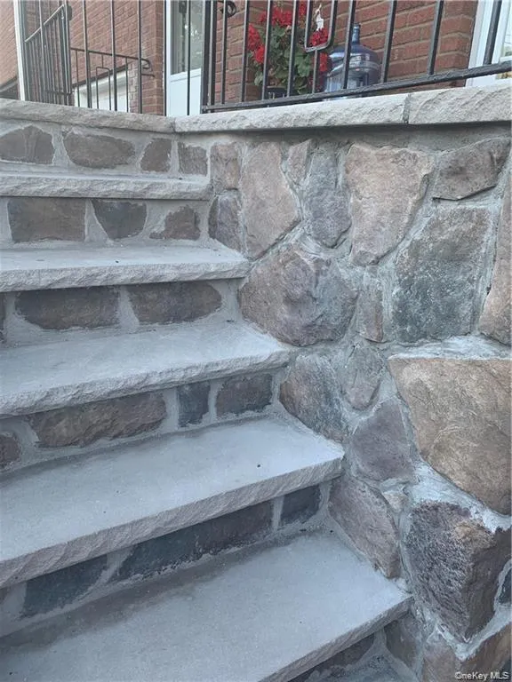 60 Halgren Crescent, Haverstraw, NY, 3 Bedrooms Bedrooms, 7 Rooms Rooms,1 BathroomBathrooms,Residential Lease,For Rent,Halgren,0,1034663 60 Halgren Crescent, Haverstraw, NY, 3 Bedrooms Bedrooms, 7 Rooms Rooms,1 BathroomBathrooms,Residential Lease,For Rent,Halgren,0,1034663