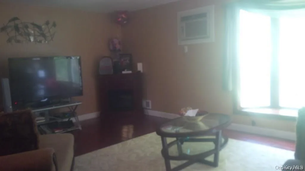 60 Halgren Crescent, Haverstraw, NY, 3 Bedrooms Bedrooms, 7 Rooms Rooms,1 BathroomBathrooms,Residential Lease,For Rent,Halgren,0,1034663 60 Halgren Crescent, Haverstraw, NY, 3 Bedrooms Bedrooms, 7 Rooms Rooms,1 BathroomBathrooms,Residential Lease,For Rent,Halgren,0,1034663