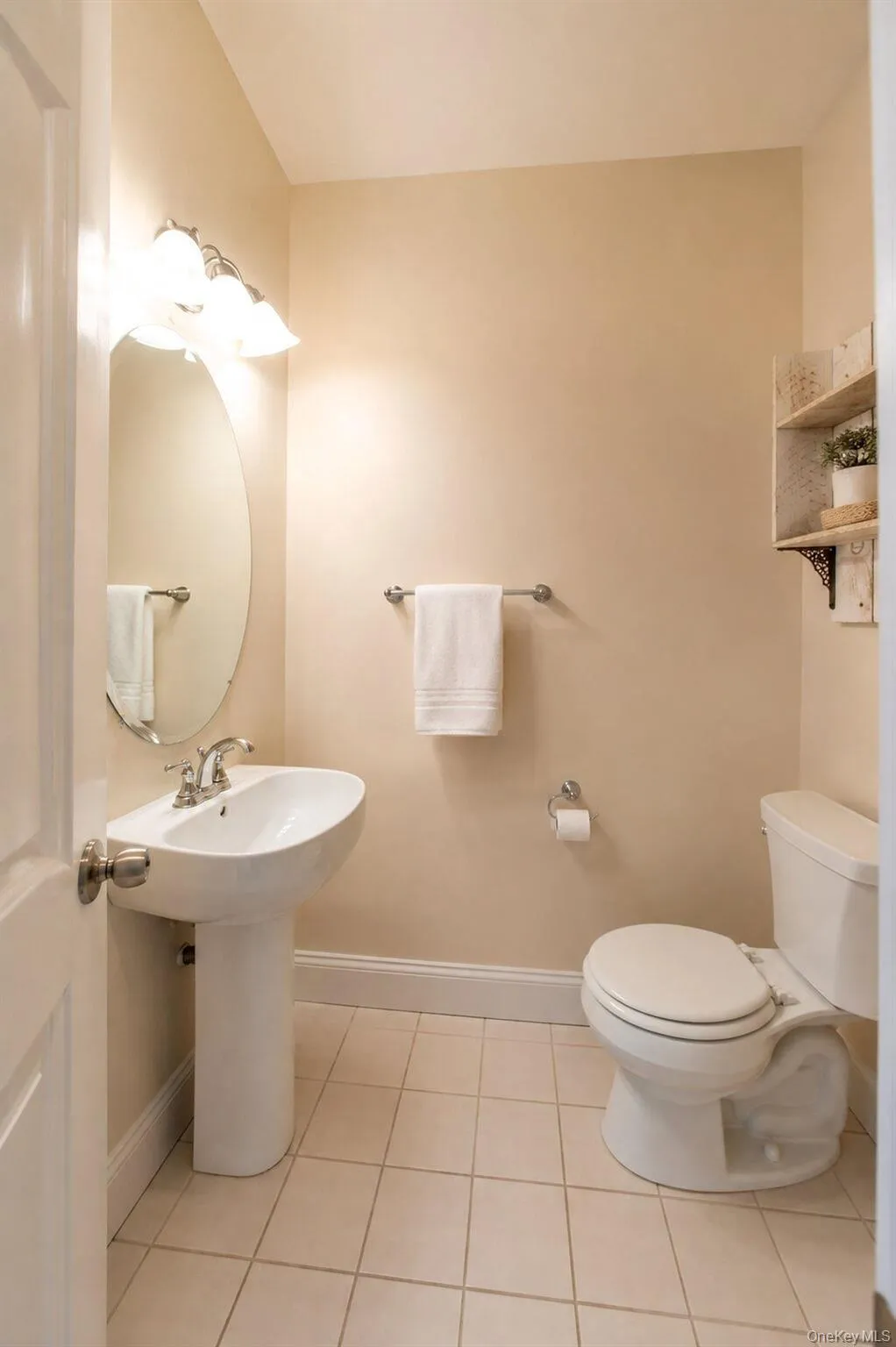 7 Lager Lane, Brookhaven, NY, 3 Bedrooms Bedrooms, 7 Rooms Rooms,1 BathroomBathrooms,Residential,For Rent,Lager,0,1034665 7 Lager Lane, Brookhaven, NY, 3 Bedrooms Bedrooms, 7 Rooms Rooms,1 BathroomBathrooms,Residential,For Rent,Lager,0,1034665