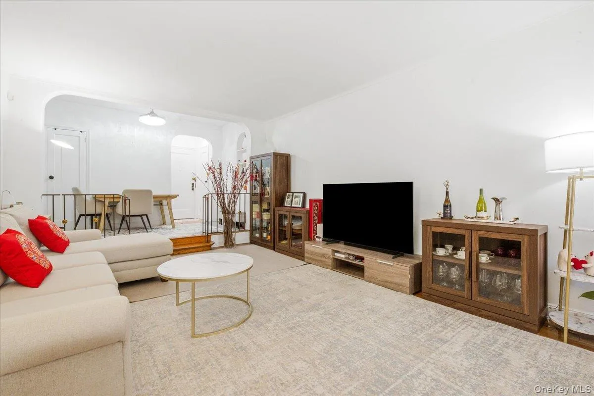 110-35 72nd Road, New York, NY, 2 Bedrooms Bedrooms, 5 Rooms Rooms,1 BathroomBathrooms,Residential,For Rent,72nd,0,1034666 110-35 72nd Road, New York, NY, 2 Bedrooms Bedrooms, 5 Rooms Rooms,1 BathroomBathrooms,Residential,For Rent,72nd,0,1034666