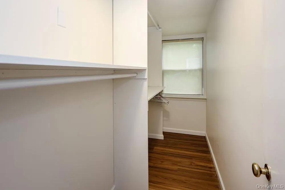 walk in closet walk in closet