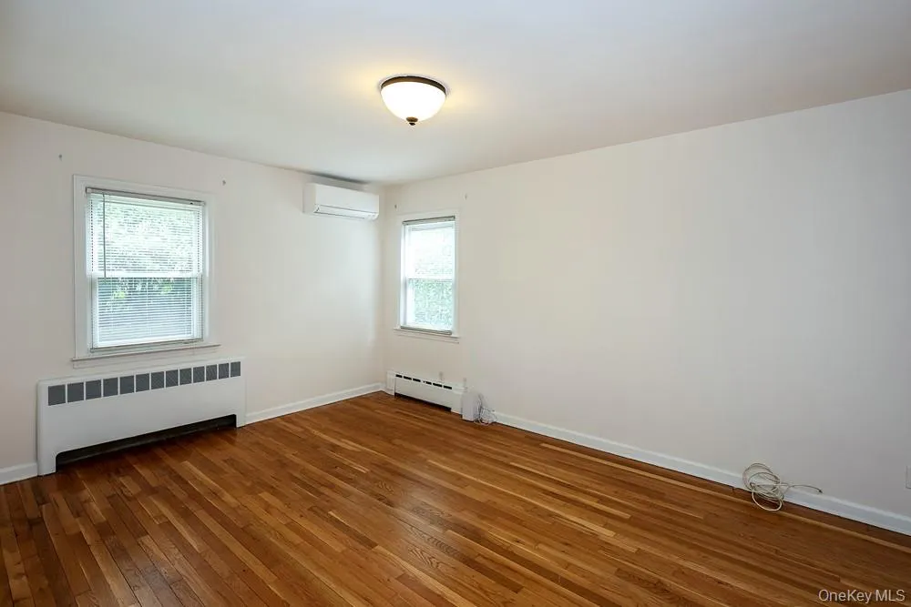 242 Clinton Road, Hempstead, NY, 4 Bedrooms Bedrooms, 6 Rooms Rooms,2 BathroomsBathrooms,Residential Lease,For Rent,Clinton,0,1034669 242 Clinton Road, Hempstead, NY, 4 Bedrooms Bedrooms, 6 Rooms Rooms,2 BathroomsBathrooms,Residential Lease,For Rent,Clinton,0,1034669