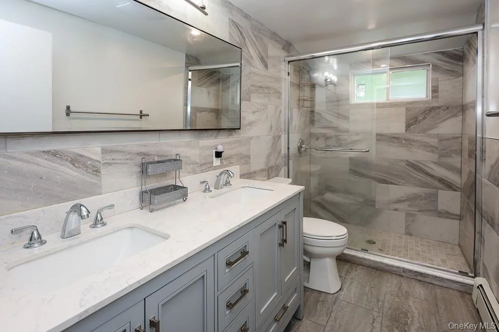 Bathroom 2 Bathroom 2