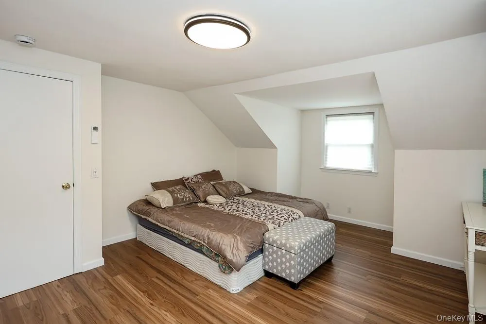 242 Clinton Road, Hempstead, NY, 4 Bedrooms Bedrooms, 6 Rooms Rooms,2 BathroomsBathrooms,Residential Lease,For Rent,Clinton,0,1034669 242 Clinton Road, Hempstead, NY, 4 Bedrooms Bedrooms, 6 Rooms Rooms,2 BathroomsBathrooms,Residential Lease,For Rent,Clinton,0,1034669