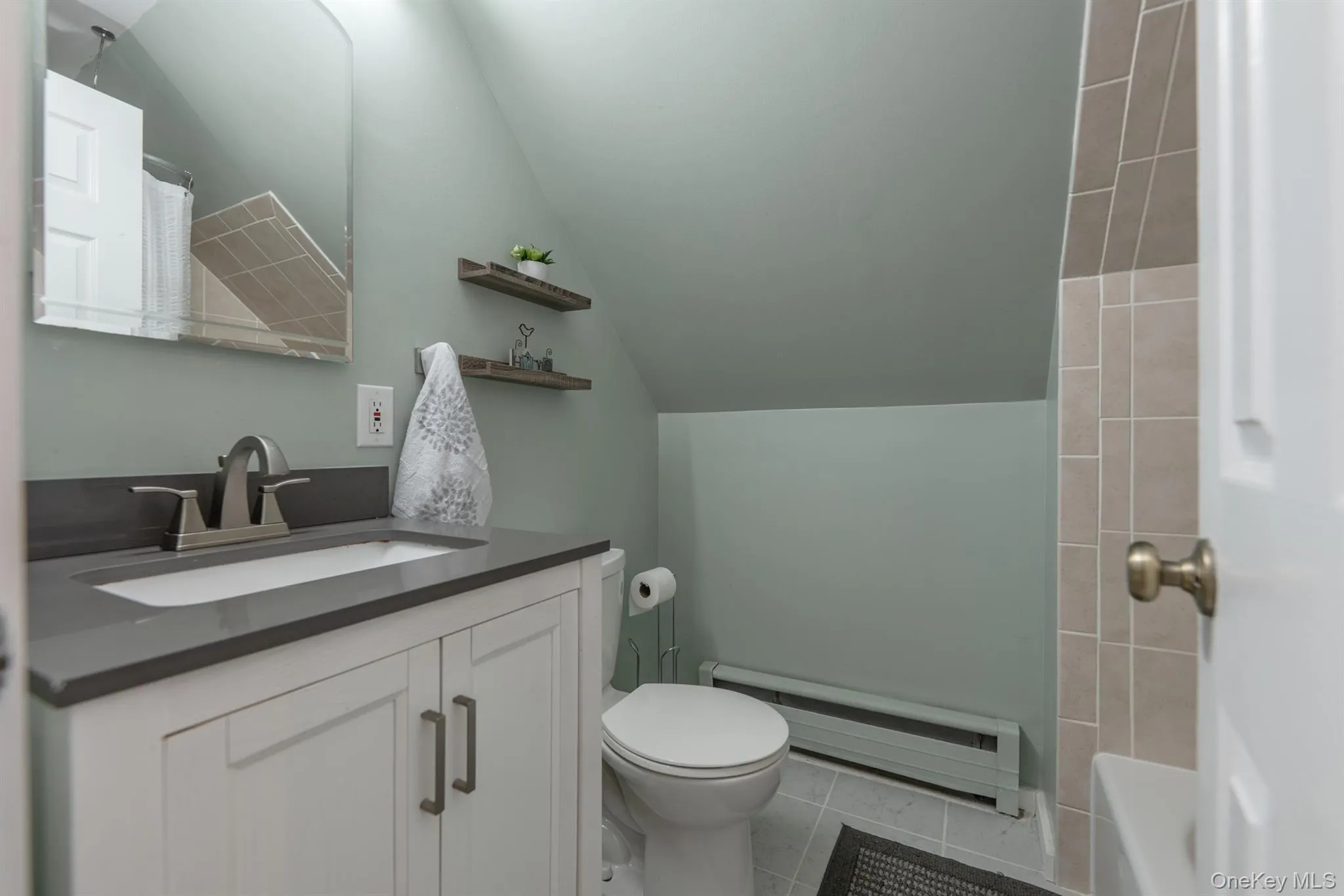 10 Lipton Street, Kingston, NY, 3 Bedrooms Bedrooms, 9 Rooms Rooms,2 BathroomsBathrooms,Residential,For Rent,Lipton,0,1034671 10 Lipton Street, Kingston, NY, 3 Bedrooms Bedrooms, 9 Rooms Rooms,2 BathroomsBathrooms,Residential,For Rent,Lipton,0,1034671