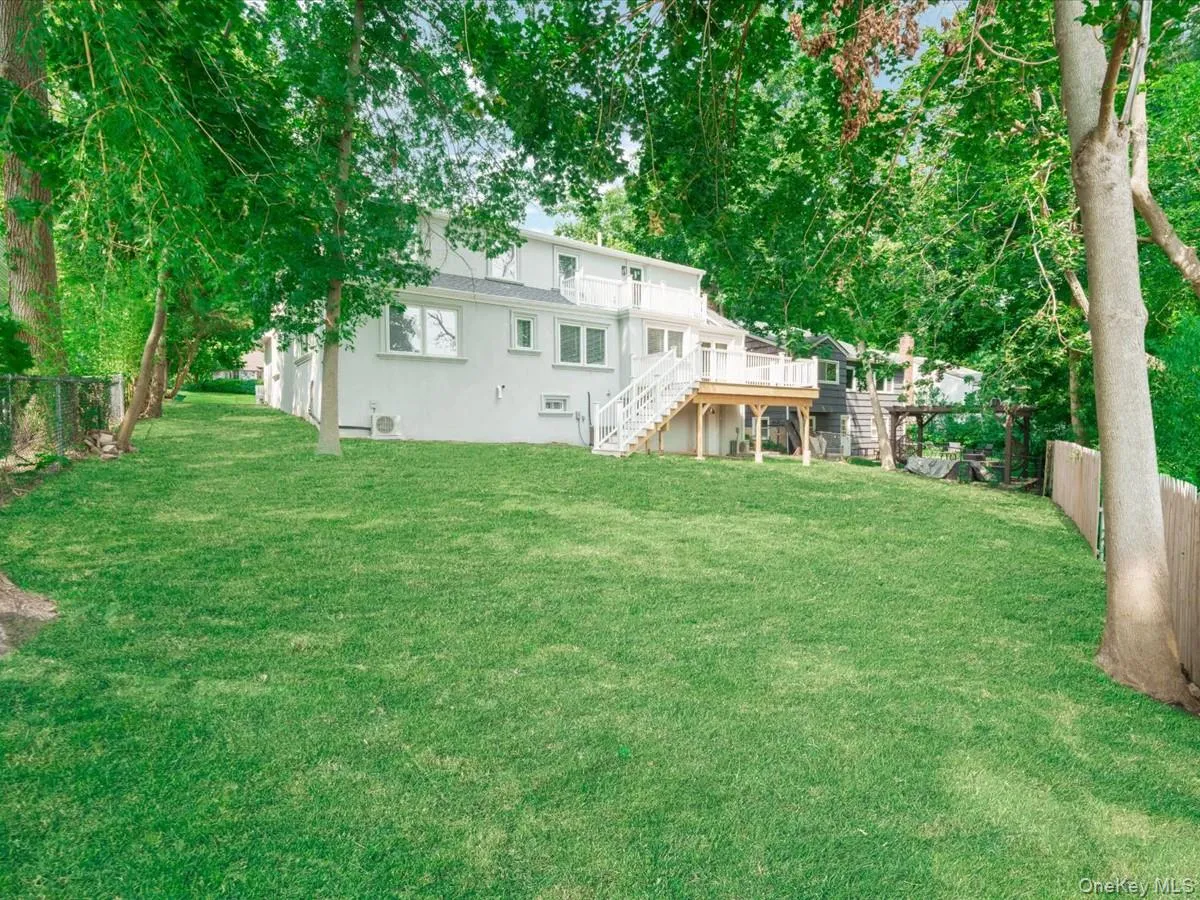 10 Terrace Road, North Hempstead, NY, 5 Bedrooms Bedrooms, 8 Rooms Rooms,4 BathroomsBathrooms,Residential,For Rent,Terrace,0,1034680 10 Terrace Road, North Hempstead, NY, 5 Bedrooms Bedrooms, 8 Rooms Rooms,4 BathroomsBathrooms,Residential,For Rent,Terrace,0,1034680