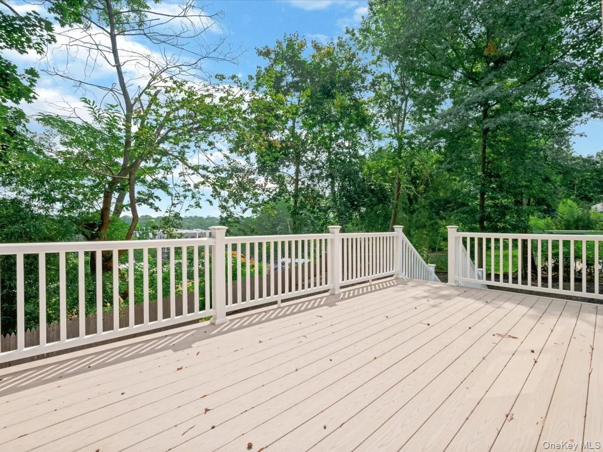 10 Terrace Road, North Hempstead, NY, 5 Bedrooms Bedrooms, 8 Rooms Rooms,4 BathroomsBathrooms,Residential,For Rent,Terrace,0,1034680 10 Terrace Road, North Hempstead, NY, 5 Bedrooms Bedrooms, 8 Rooms Rooms,4 BathroomsBathrooms,Residential,For Rent,Terrace,0,1034680