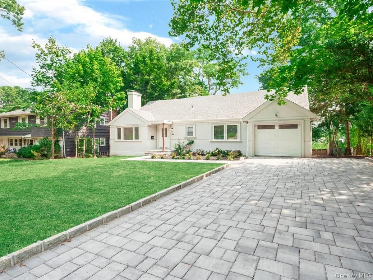 10 Terrace Road, North Hempstead, NY, 5 Bedrooms Bedrooms, 8 Rooms Rooms,4 BathroomsBathrooms,Residential,For Rent,Terrace,0,1034680 10 Terrace Road, North Hempstead, NY, 5 Bedrooms Bedrooms, 8 Rooms Rooms,4 BathroomsBathrooms,Residential,For Rent,Terrace,0,1034680