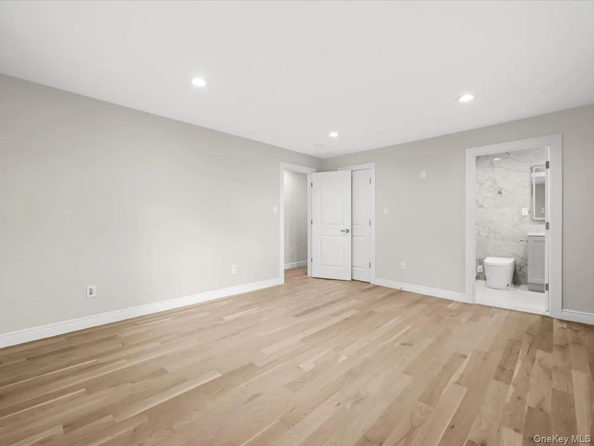 10 Terrace Road, North Hempstead, NY, 5 Bedrooms Bedrooms, 8 Rooms Rooms,4 BathroomsBathrooms,Residential,For Rent,Terrace,0,1034680 10 Terrace Road, North Hempstead, NY, 5 Bedrooms Bedrooms, 8 Rooms Rooms,4 BathroomsBathrooms,Residential,For Rent,Terrace,0,1034680