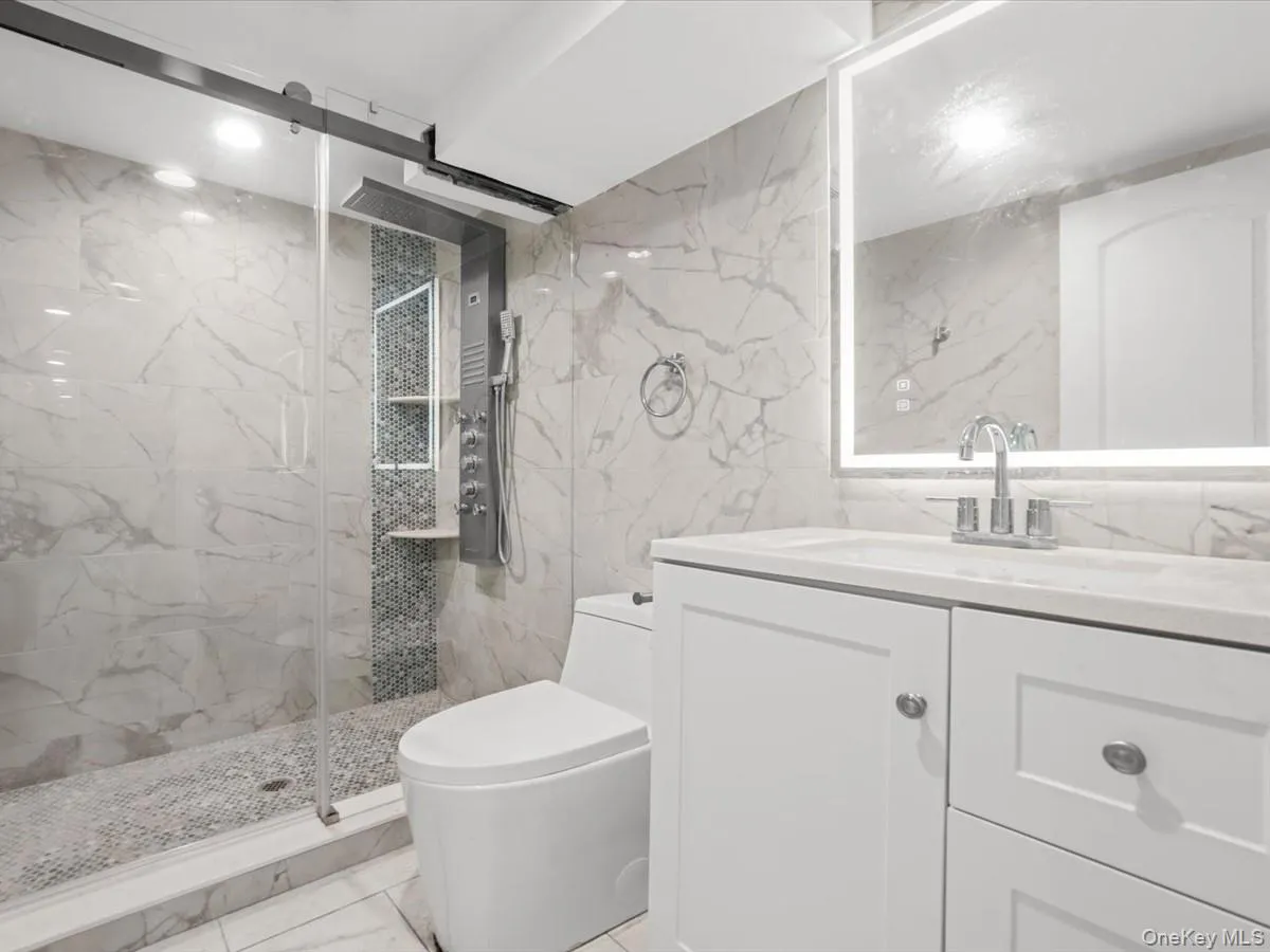 10 Terrace Road, North Hempstead, NY, 5 Bedrooms Bedrooms, 8 Rooms Rooms,4 BathroomsBathrooms,Residential,For Rent,Terrace,0,1034680 10 Terrace Road, North Hempstead, NY, 5 Bedrooms Bedrooms, 8 Rooms Rooms,4 BathroomsBathrooms,Residential,For Rent,Terrace,0,1034680