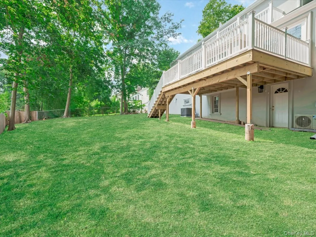 10 Terrace Road, North Hempstead, NY, 5 Bedrooms Bedrooms, 8 Rooms Rooms,4 BathroomsBathrooms,Residential,For Rent,Terrace,0,1034680 10 Terrace Road, North Hempstead, NY, 5 Bedrooms Bedrooms, 8 Rooms Rooms,4 BathroomsBathrooms,Residential,For Rent,Terrace,0,1034680
