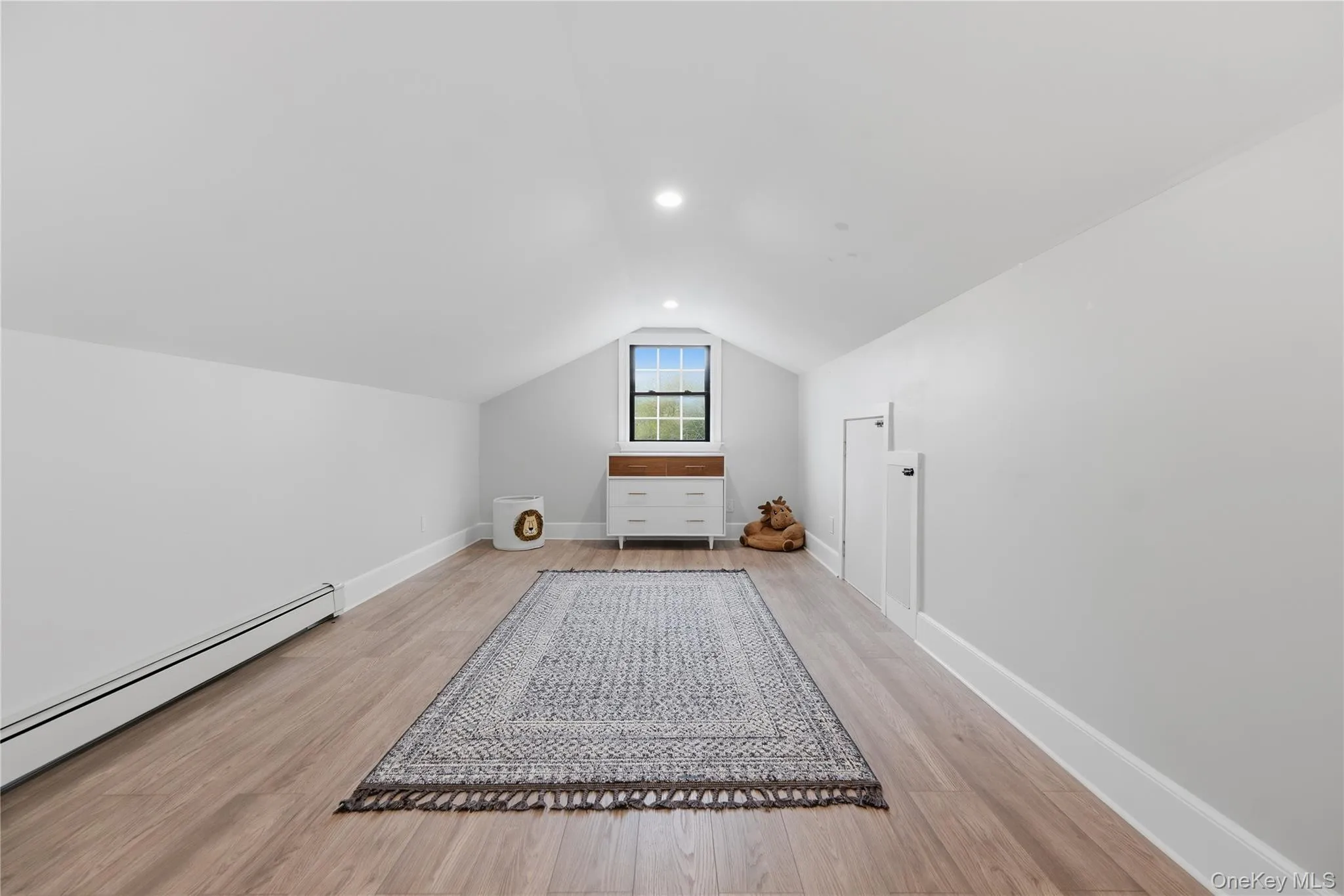 21 Sleepy Lane, Huntington, NY, 5 Bedrooms Bedrooms, 5 Rooms Rooms,3 BathroomsBathrooms,Residential,For Rent,Sleepy,0,1034684 21 Sleepy Lane, Huntington, NY, 5 Bedrooms Bedrooms, 5 Rooms Rooms,3 BathroomsBathrooms,Residential,For Rent,Sleepy,0,1034684