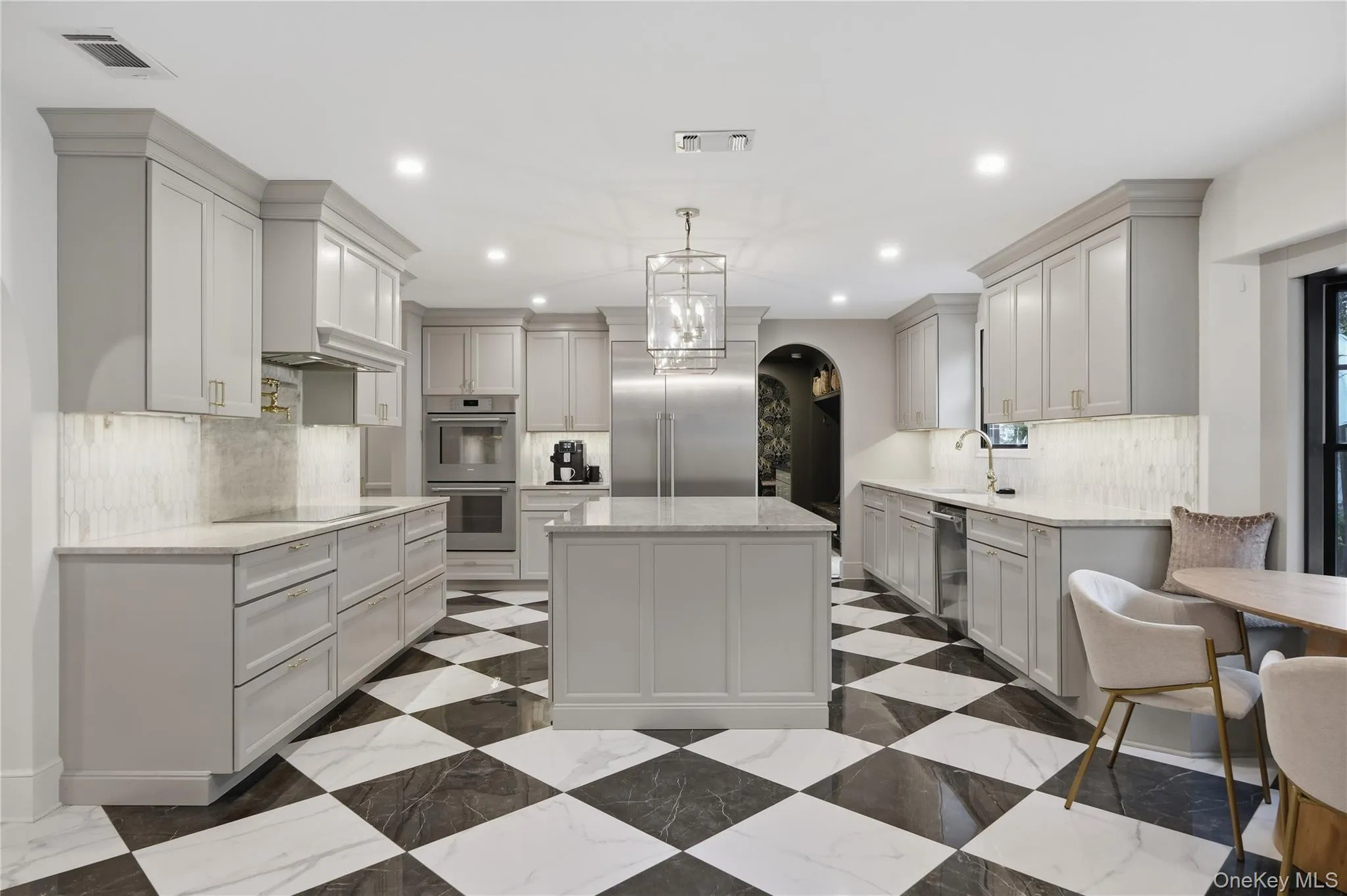 21 Sleepy Lane, Huntington, NY, 5 Bedrooms Bedrooms, 5 Rooms Rooms,3 BathroomsBathrooms,Residential,For Rent,Sleepy,0,1034684 21 Sleepy Lane, Huntington, NY, 5 Bedrooms Bedrooms, 5 Rooms Rooms,3 BathroomsBathrooms,Residential,For Rent,Sleepy,0,1034684