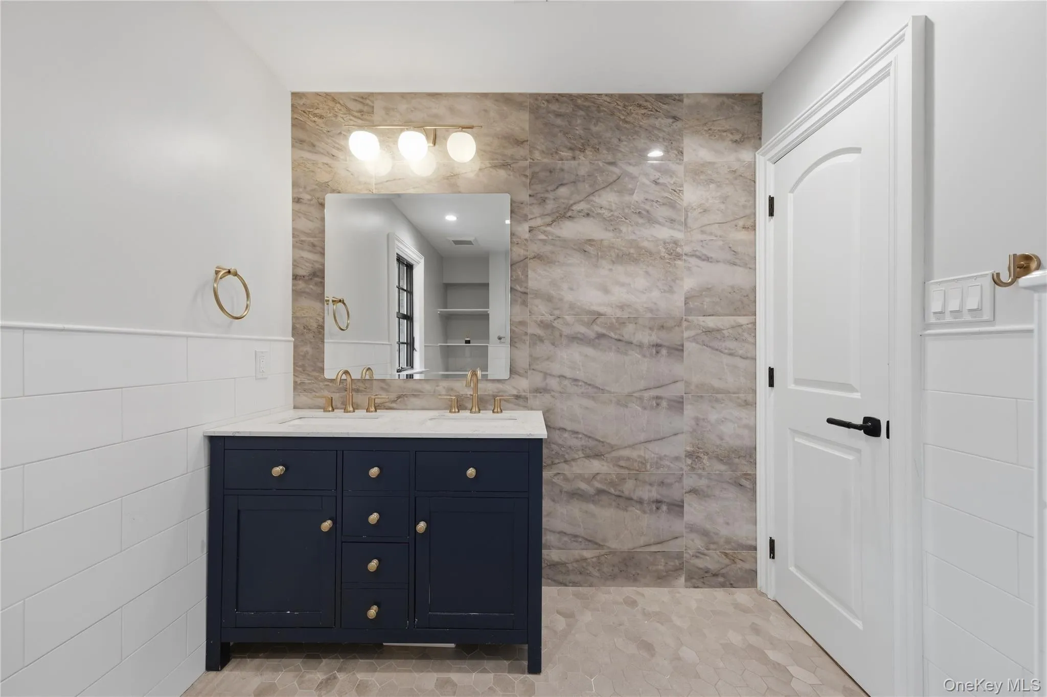 21 Sleepy Lane, Huntington, NY, 5 Bedrooms Bedrooms, 5 Rooms Rooms,3 BathroomsBathrooms,Residential,For Rent,Sleepy,0,1034684 21 Sleepy Lane, Huntington, NY, 5 Bedrooms Bedrooms, 5 Rooms Rooms,3 BathroomsBathrooms,Residential,For Rent,Sleepy,0,1034684