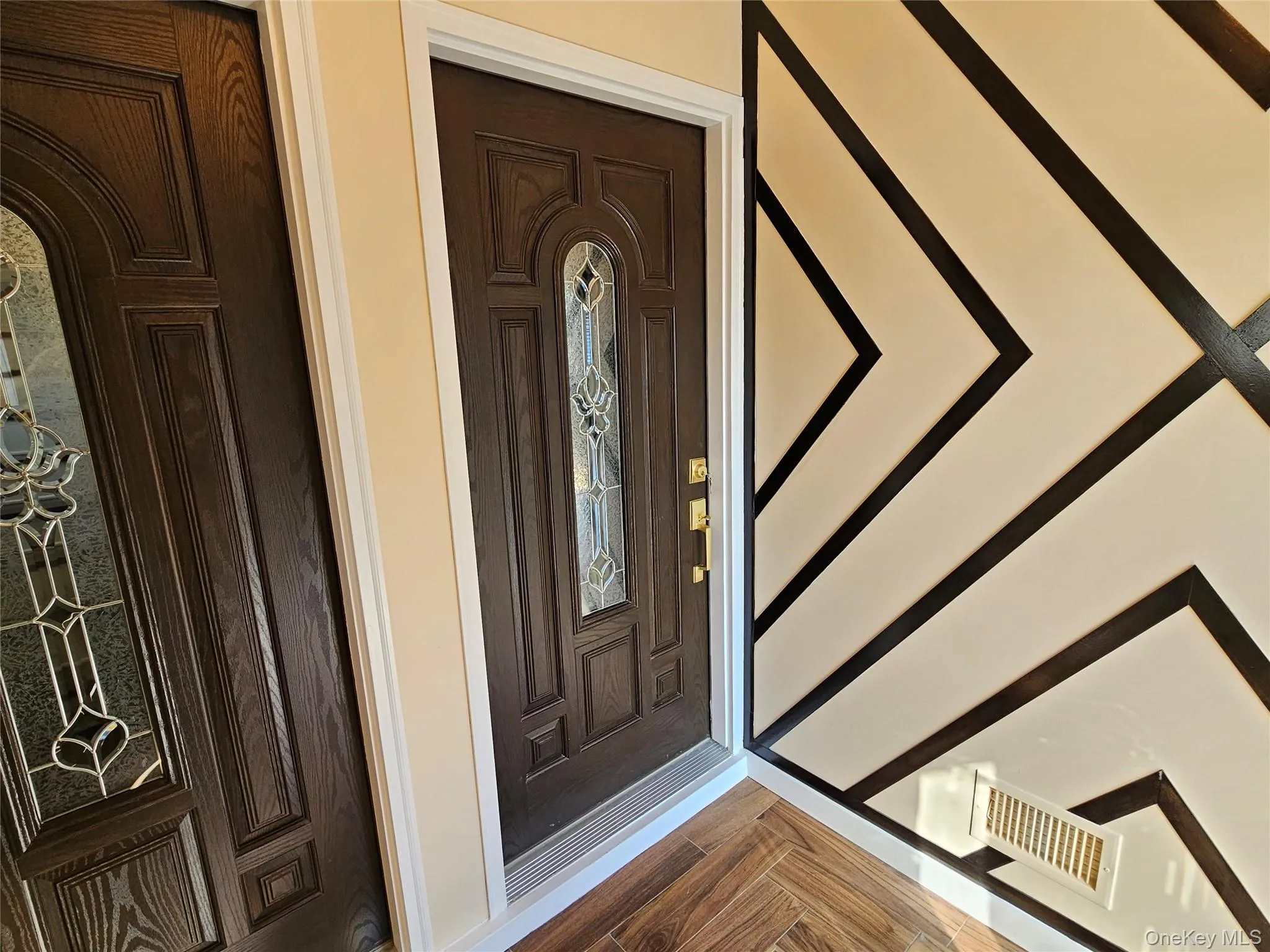 94 Briggs Avenue, Yonkers, NY, 3 Bedrooms Bedrooms, 6 Rooms Rooms,2 BathroomsBathrooms,Residential Lease,For Rent,Briggs,0,1034690 94 Briggs Avenue, Yonkers, NY, 3 Bedrooms Bedrooms, 6 Rooms Rooms,2 BathroomsBathrooms,Residential Lease,For Rent,Briggs,0,1034690
