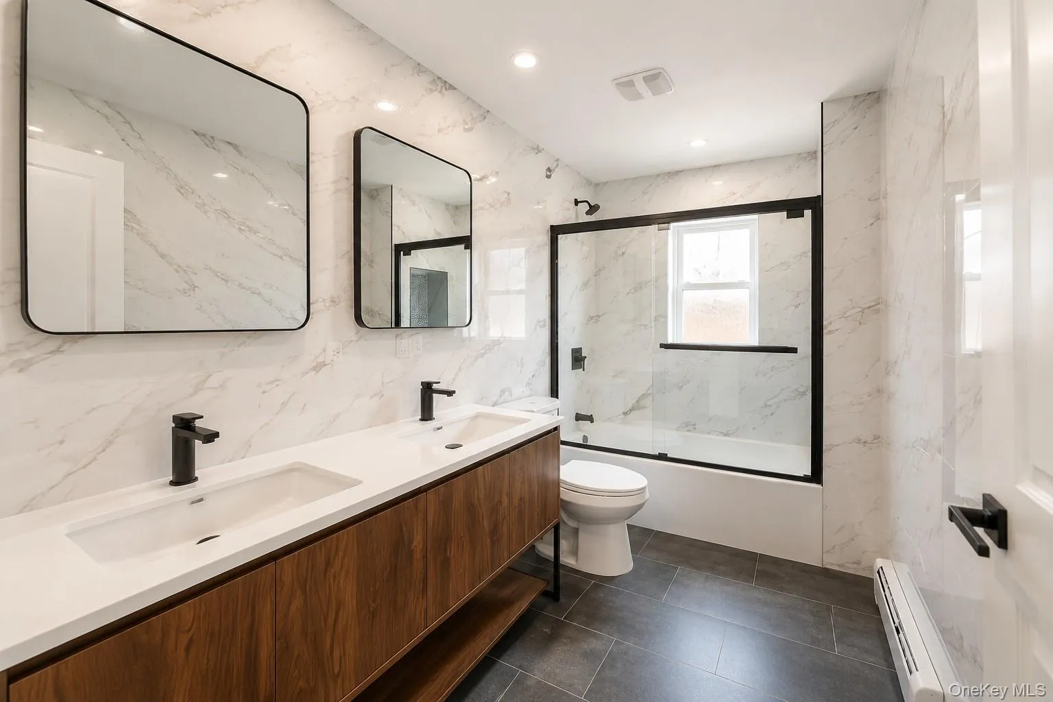 11588 220th Street, New York, NY, 8 Bedrooms Bedrooms, 14 Rooms Rooms,3 BathroomsBathrooms,Residential,For Rent,220th,0,1034691 11588 220th Street, New York, NY, 8 Bedrooms Bedrooms, 14 Rooms Rooms,3 BathroomsBathrooms,Residential,For Rent,220th,0,1034691