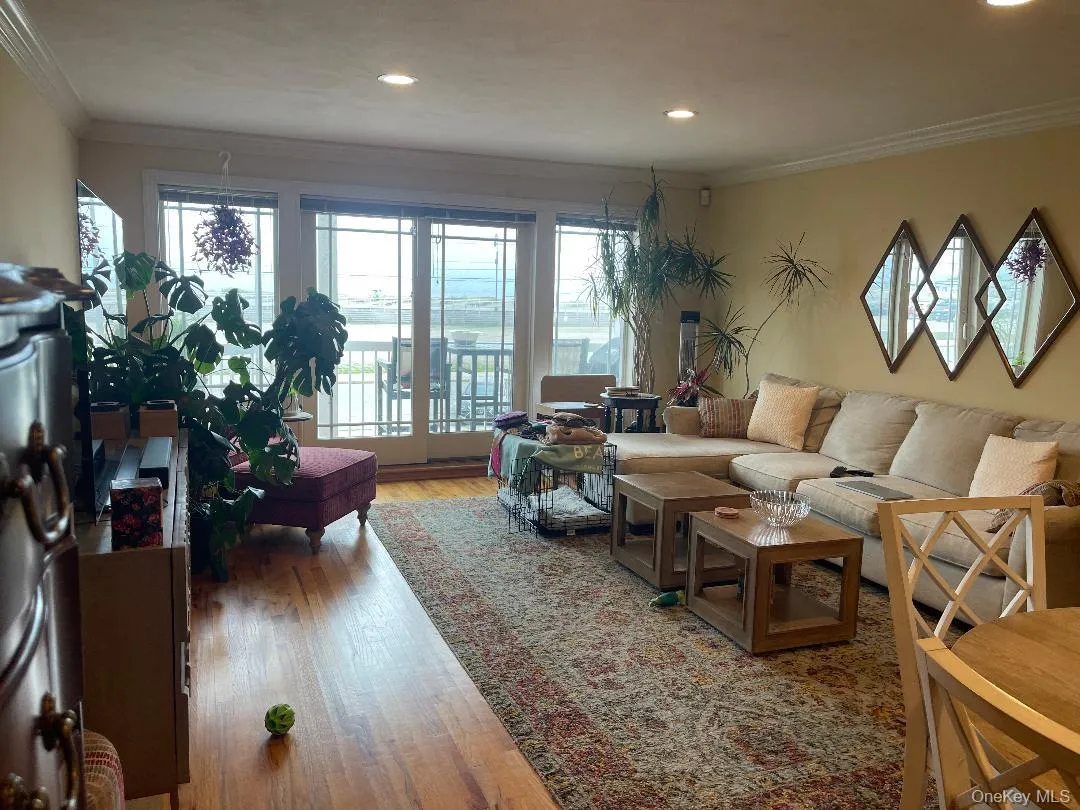 329 Broadway, Long Beach, NY, 3 Bedrooms Bedrooms, 7 Rooms Rooms,2 BathroomsBathrooms,Residential Lease,For Rent,Broadway,0,1034693 329 Broadway, Long Beach, NY, 3 Bedrooms Bedrooms, 7 Rooms Rooms,2 BathroomsBathrooms,Residential Lease,For Rent,Broadway,0,1034693