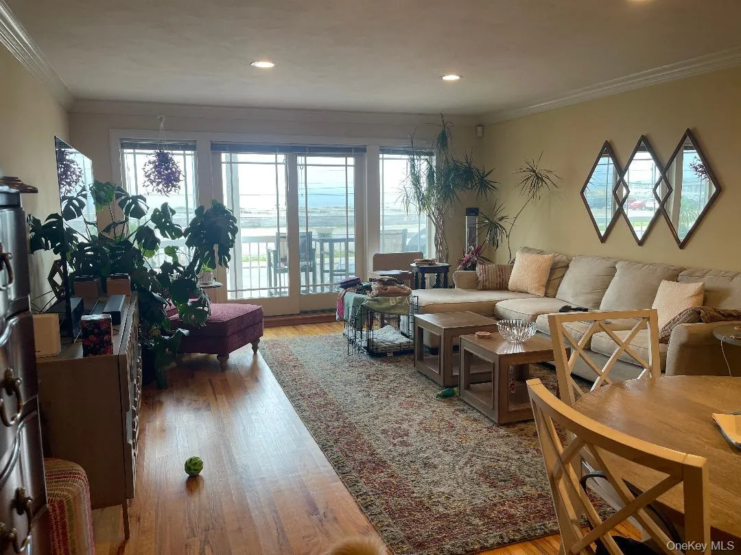 329 Broadway, Long Beach, NY, 3 Bedrooms Bedrooms, 7 Rooms Rooms,2 BathroomsBathrooms,Residential Lease,For Rent,Broadway,0,1034693 329 Broadway, Long Beach, NY, 3 Bedrooms Bedrooms, 7 Rooms Rooms,2 BathroomsBathrooms,Residential Lease,For Rent,Broadway,0,1034693