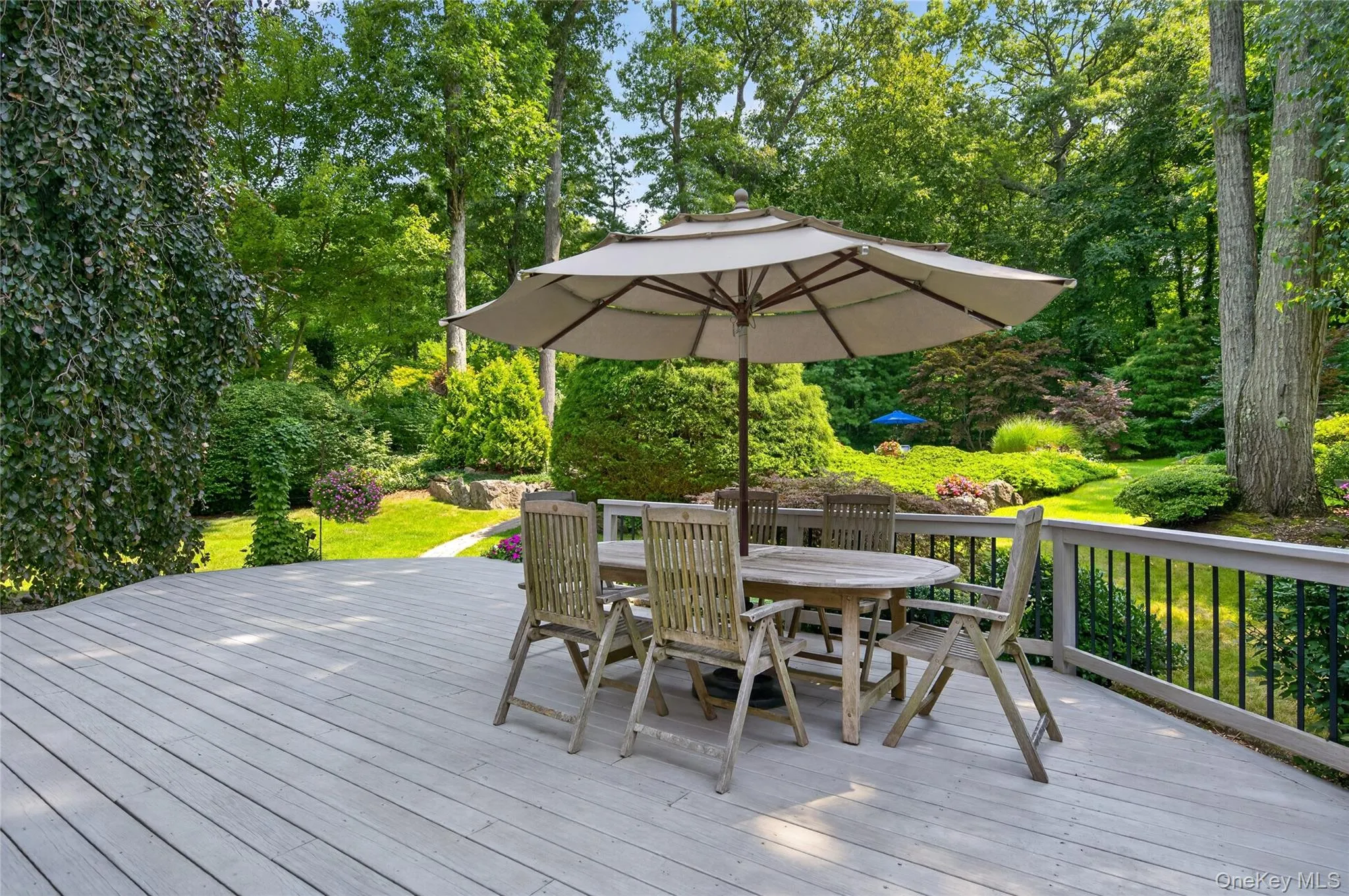 36 Arbor Lane, Huntington, NY, 5 Bedrooms Bedrooms, 9 Rooms Rooms,3 BathroomsBathrooms,Residential,For Rent,Arbor,0,1034699 36 Arbor Lane, Huntington, NY, 5 Bedrooms Bedrooms, 9 Rooms Rooms,3 BathroomsBathrooms,Residential,For Rent,Arbor,0,1034699