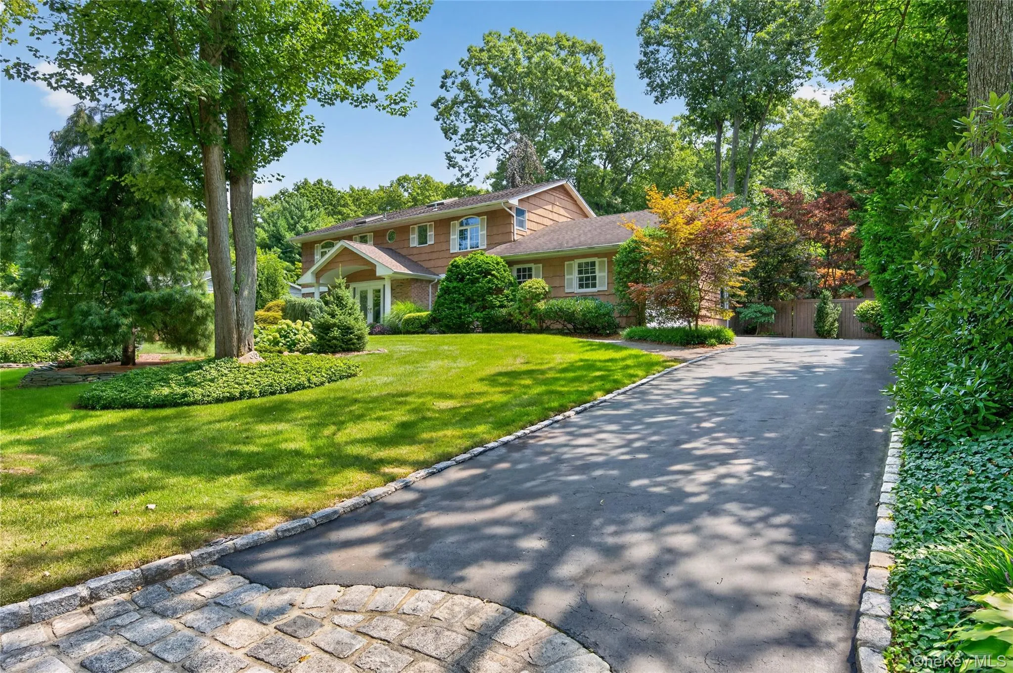 36 Arbor Lane, Huntington, NY, 5 Bedrooms Bedrooms, 9 Rooms Rooms,3 BathroomsBathrooms,Residential,For Rent,Arbor,0,1034699 36 Arbor Lane, Huntington, NY, 5 Bedrooms Bedrooms, 9 Rooms Rooms,3 BathroomsBathrooms,Residential,For Rent,Arbor,0,1034699