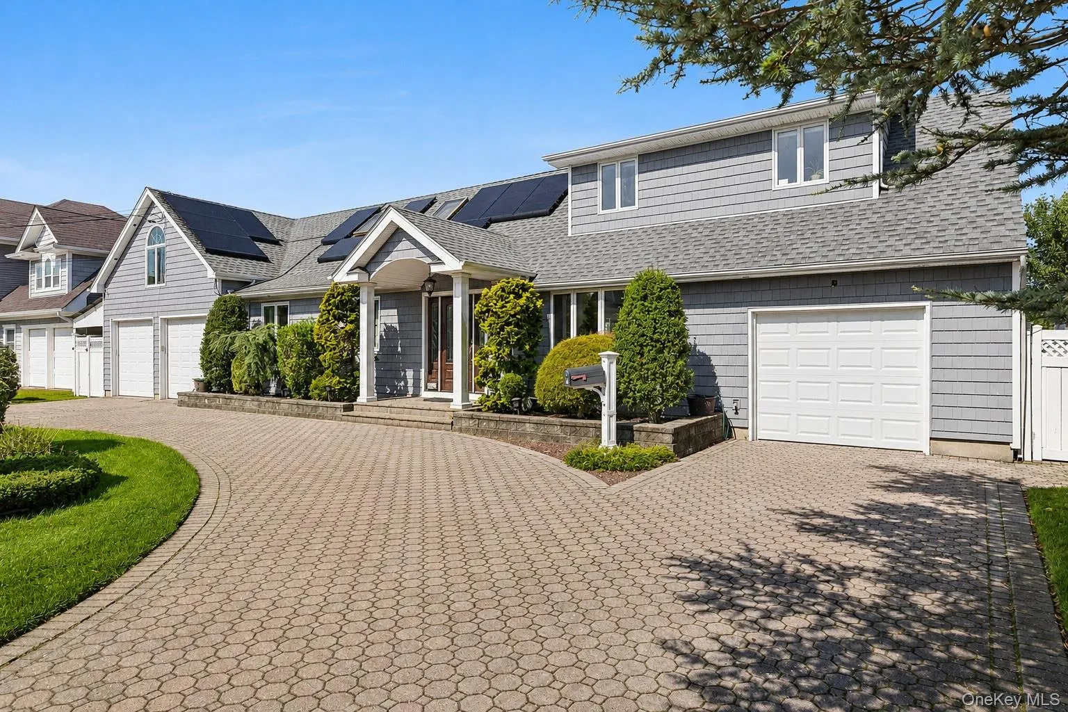 3 car + 1 car garage 3 car + 1 car garage