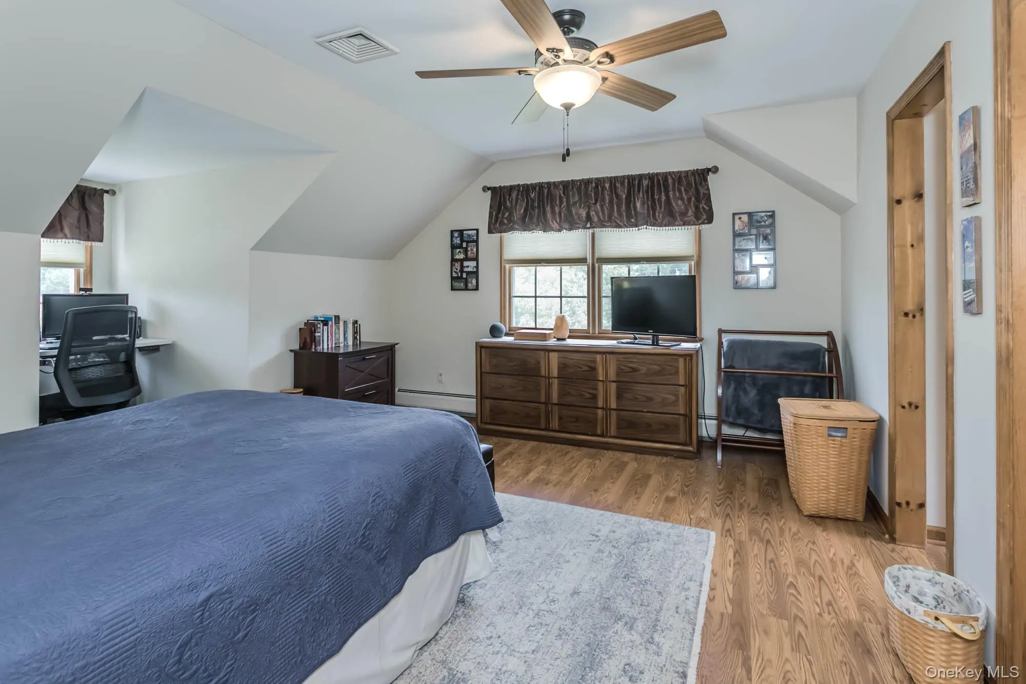 1 Cedar Hill Drive, Warwick (town), NY, 3 Bedrooms Bedrooms, 12 Rooms Rooms,2 BathroomsBathrooms,Residential,For Rent,Cedar Hill,0,1034702 1 Cedar Hill Drive, Warwick (town), NY, 3 Bedrooms Bedrooms, 12 Rooms Rooms,2 BathroomsBathrooms,Residential,For Rent,Cedar Hill,0,1034702