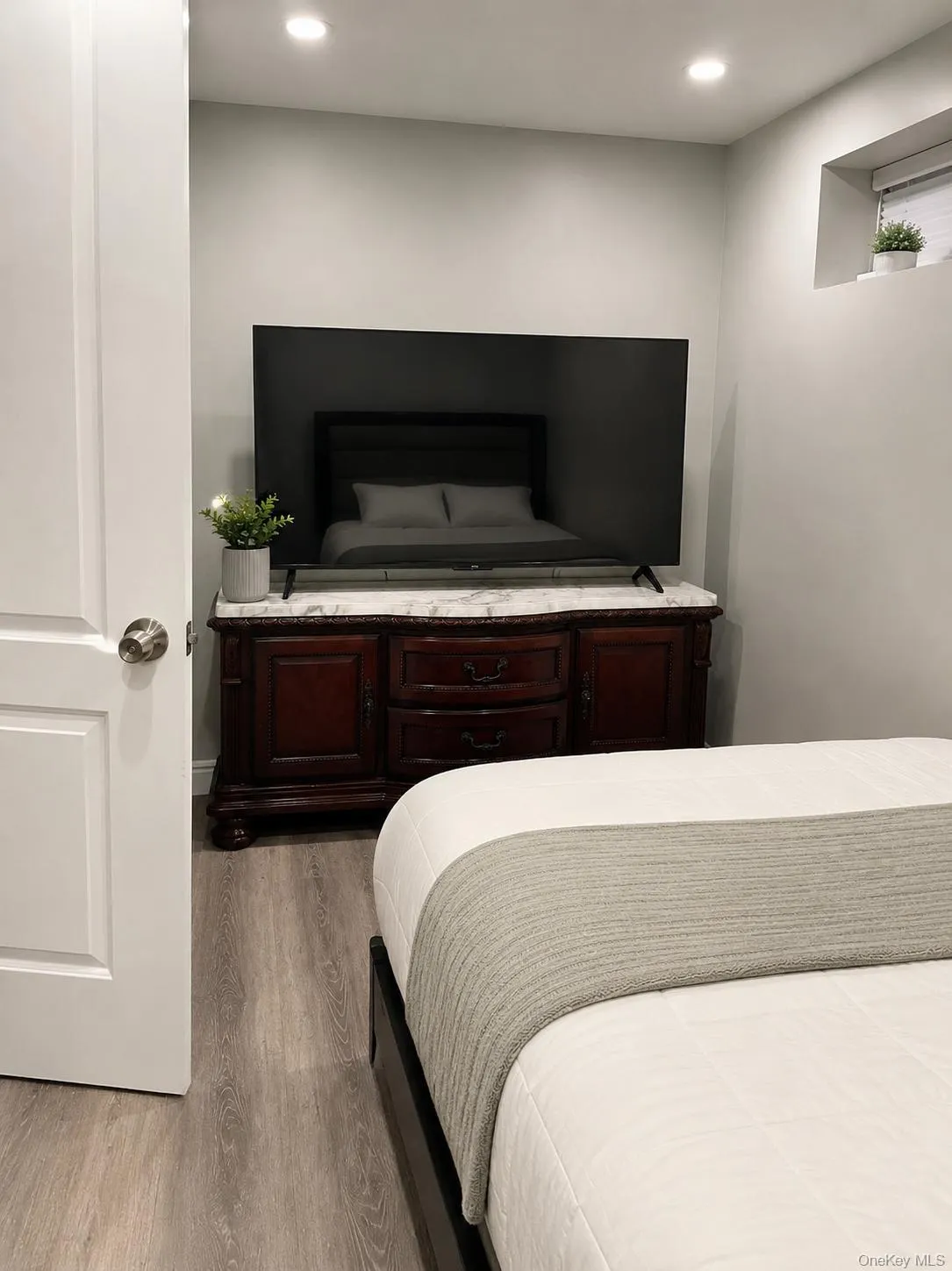11132 202nd Street, New York, NY, 6 Bedrooms Bedrooms, 11 Rooms Rooms,3 BathroomsBathrooms,Residential,For Rent,202nd,0,1034707 11132 202nd Street, New York, NY, 6 Bedrooms Bedrooms, 11 Rooms Rooms,3 BathroomsBathrooms,Residential,For Rent,202nd,0,1034707