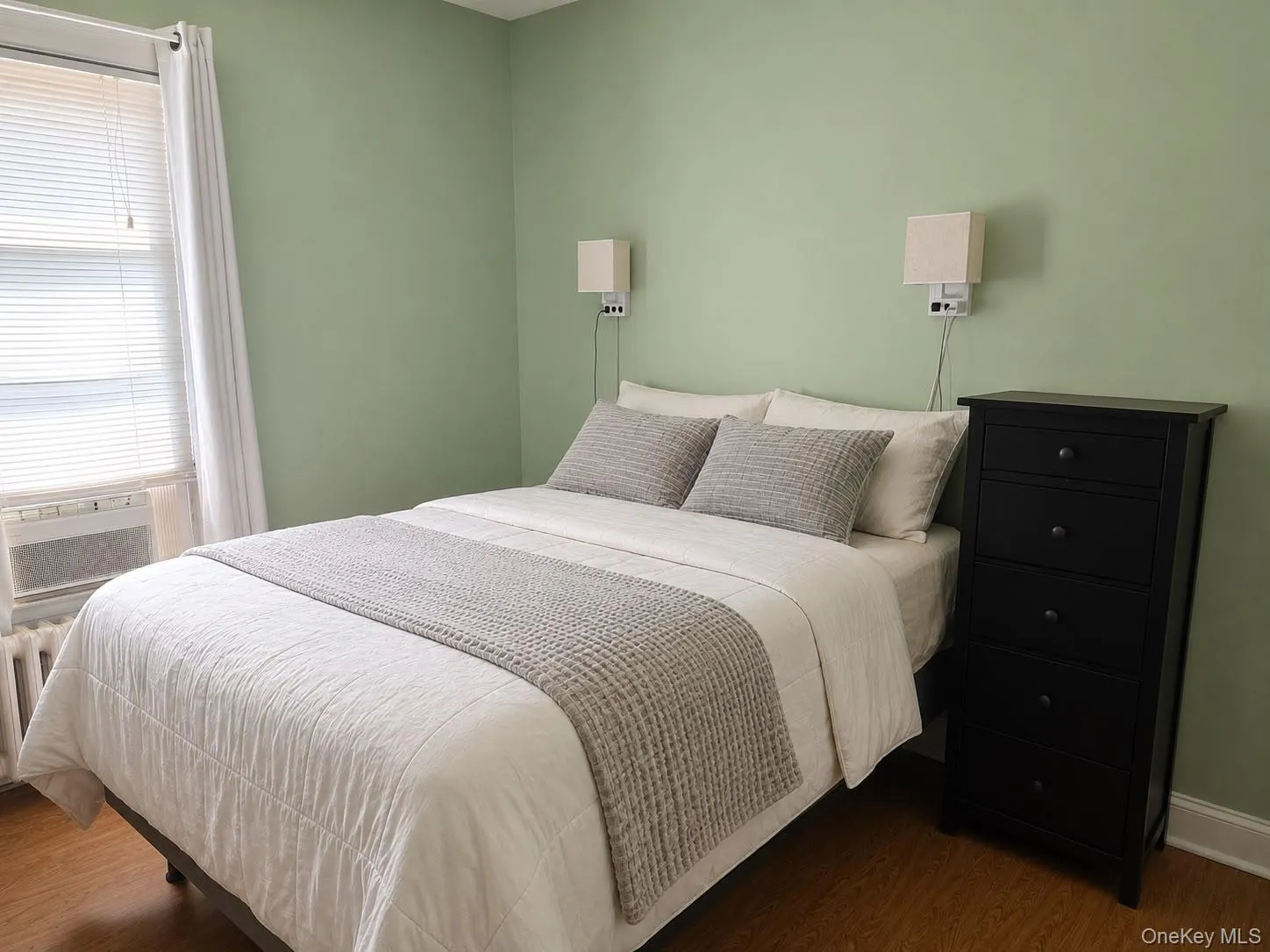 11132 202nd Street, New York, NY, 6 Bedrooms Bedrooms, 11 Rooms Rooms,3 BathroomsBathrooms,Residential,For Rent,202nd,0,1034707 11132 202nd Street, New York, NY, 6 Bedrooms Bedrooms, 11 Rooms Rooms,3 BathroomsBathrooms,Residential,For Rent,202nd,0,1034707