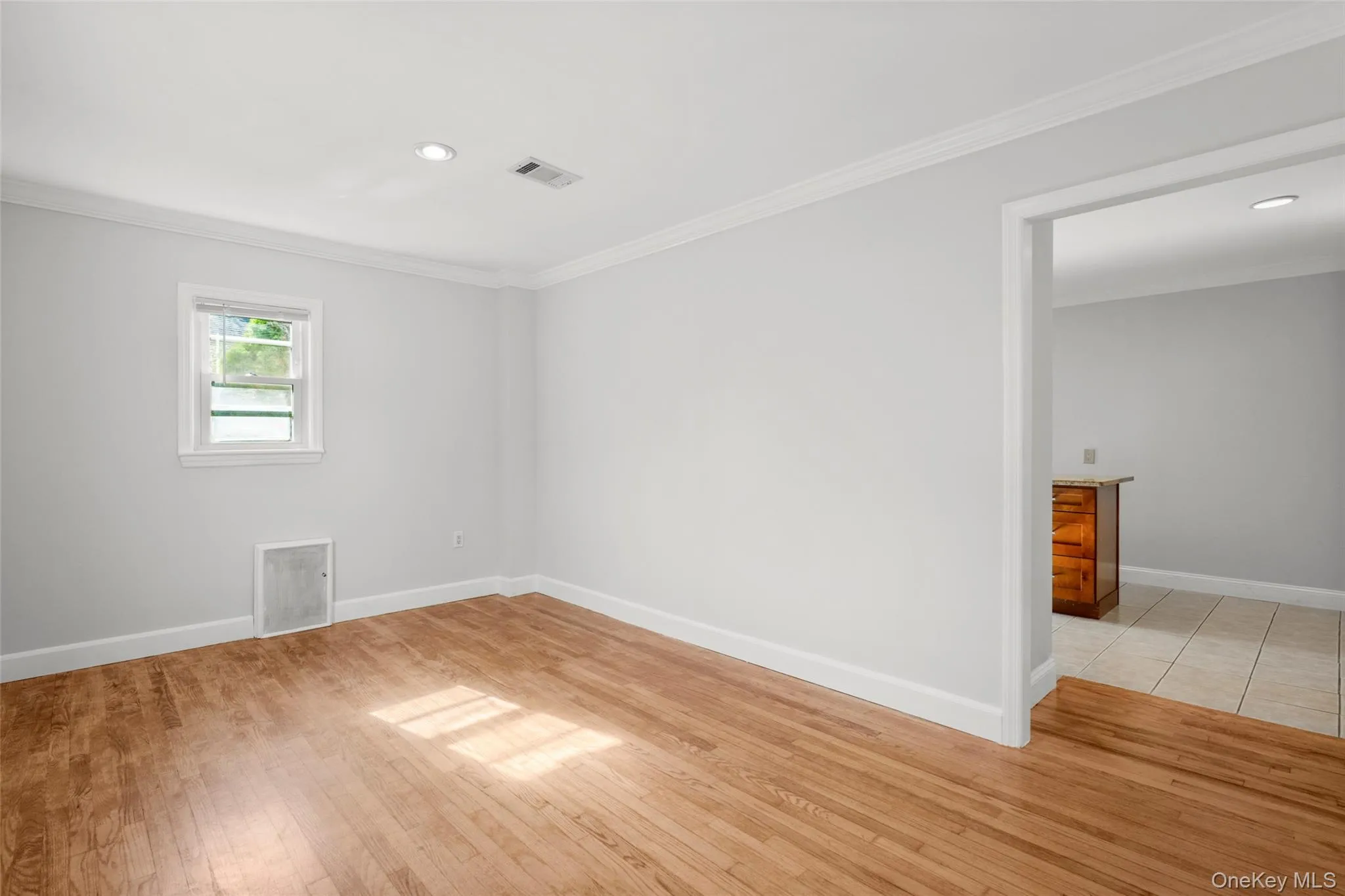 Formal Dinning Room. Formal Dinning Room.