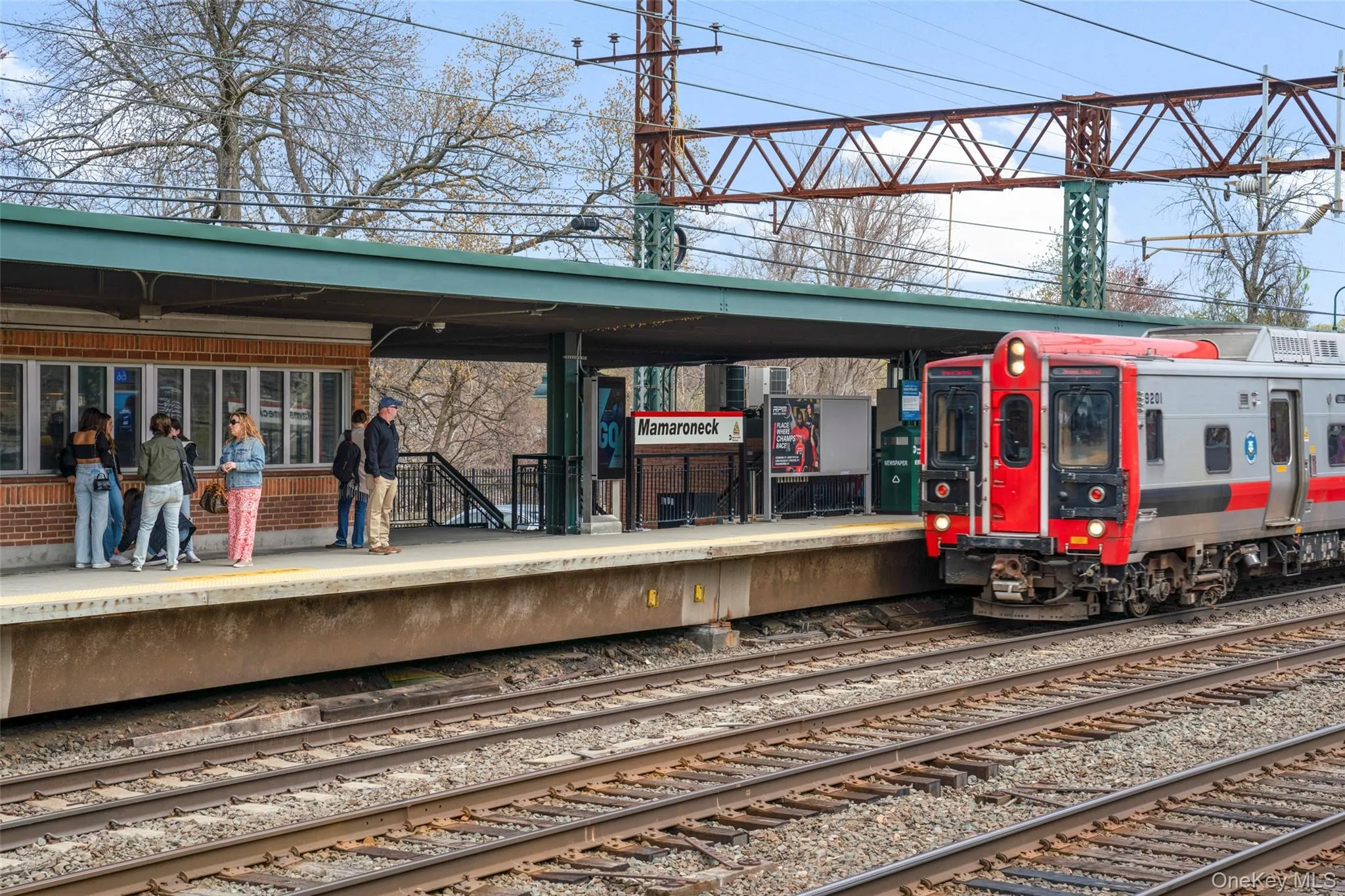 Mamaroneck train station at a very close distance. Mamaroneck train station at a very close distance.